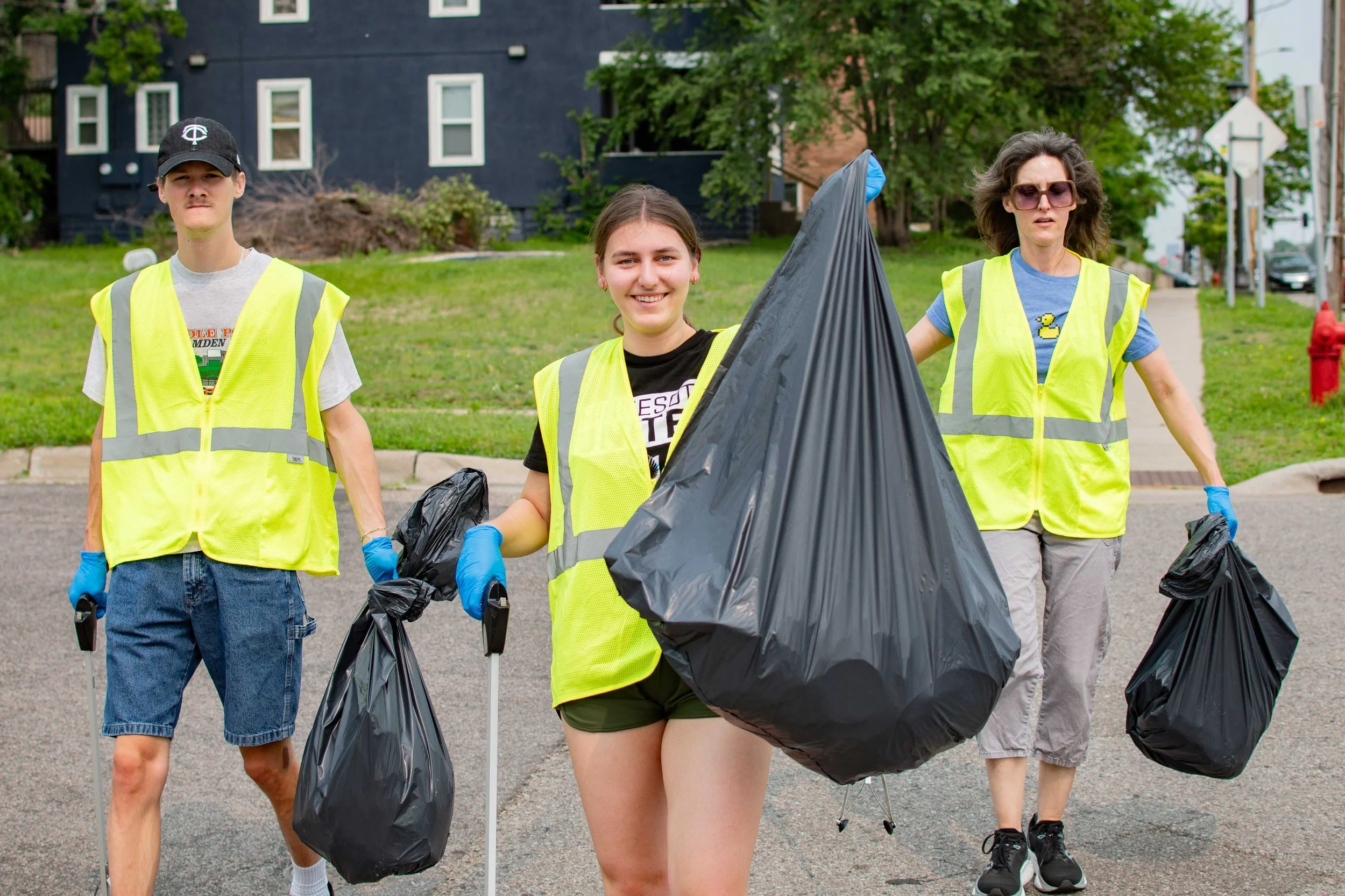 Allianz Clean Up Day-6.jpg