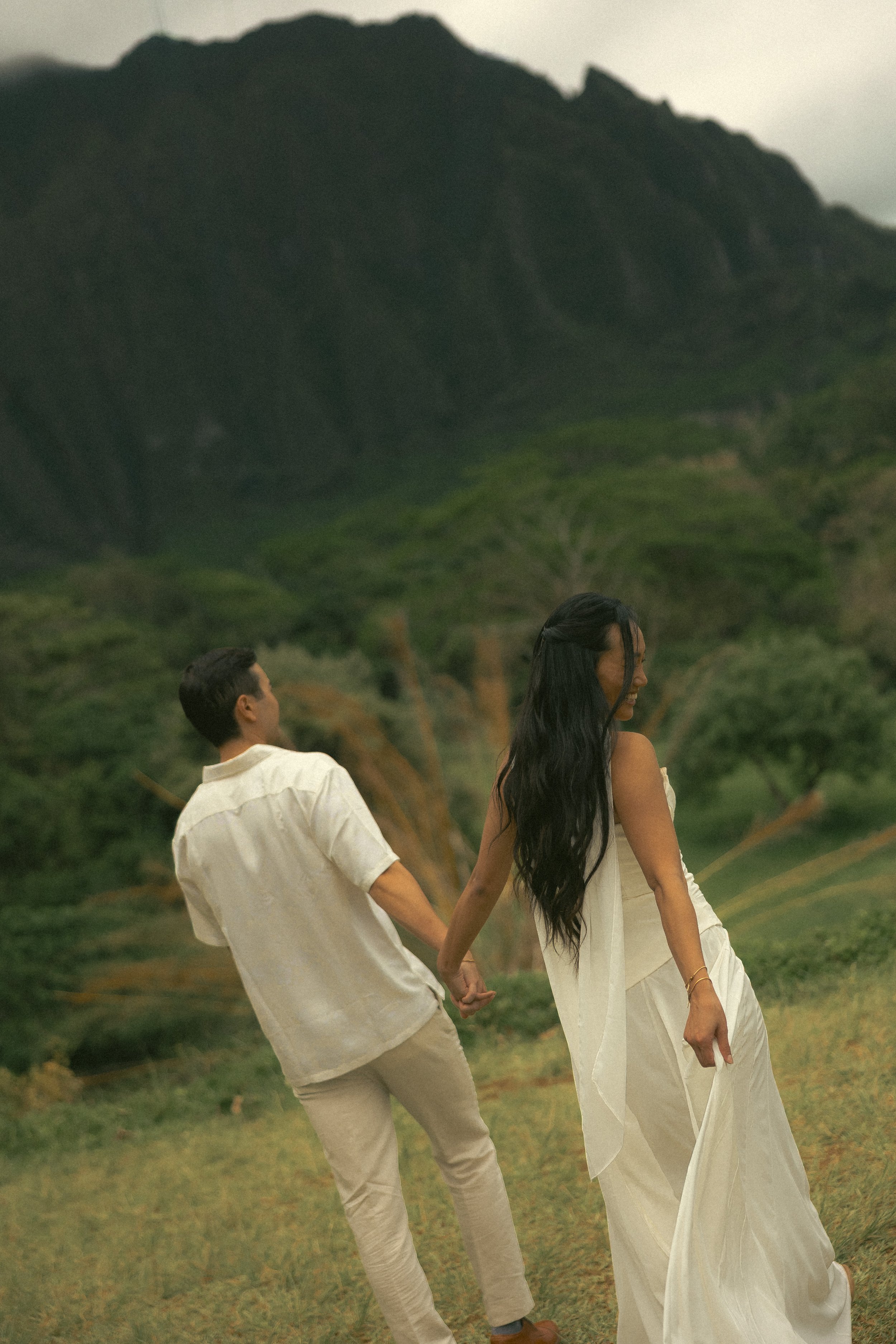 Ho'omaluhia Botanic Garden Elopement Photography couple Oahu