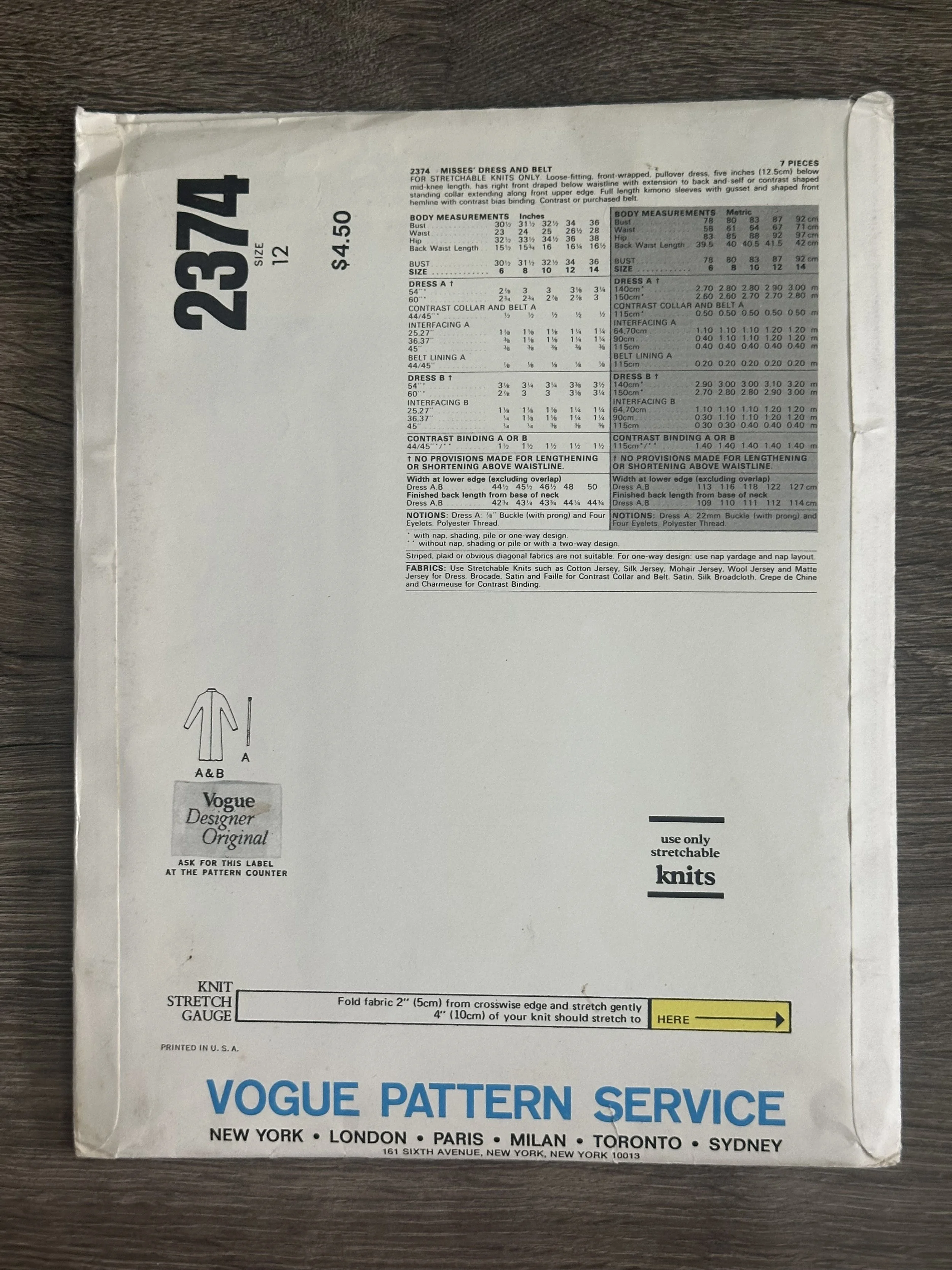 Vogue 2374 Back.jpg