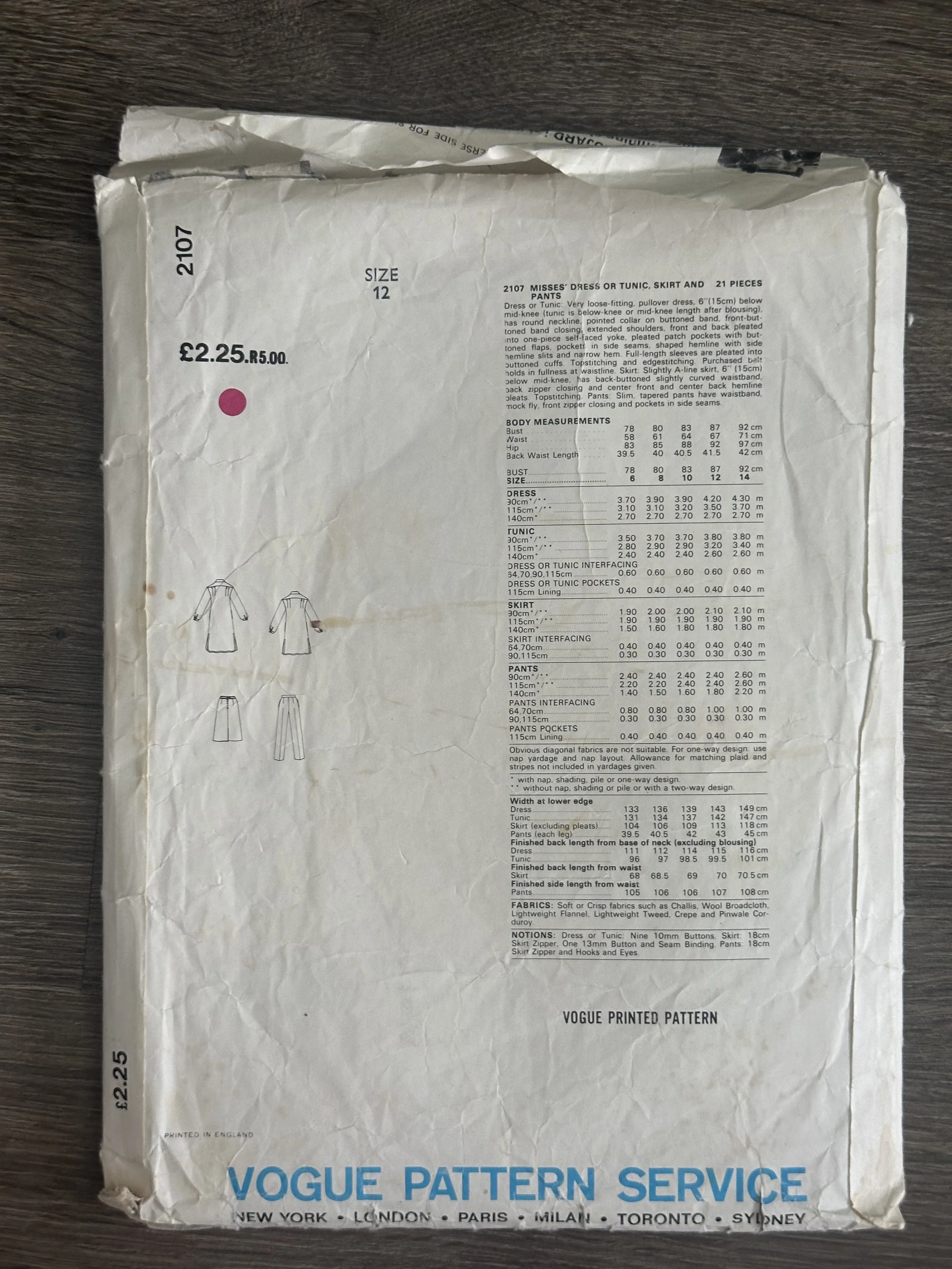 Vogue 2107 Back.jpg