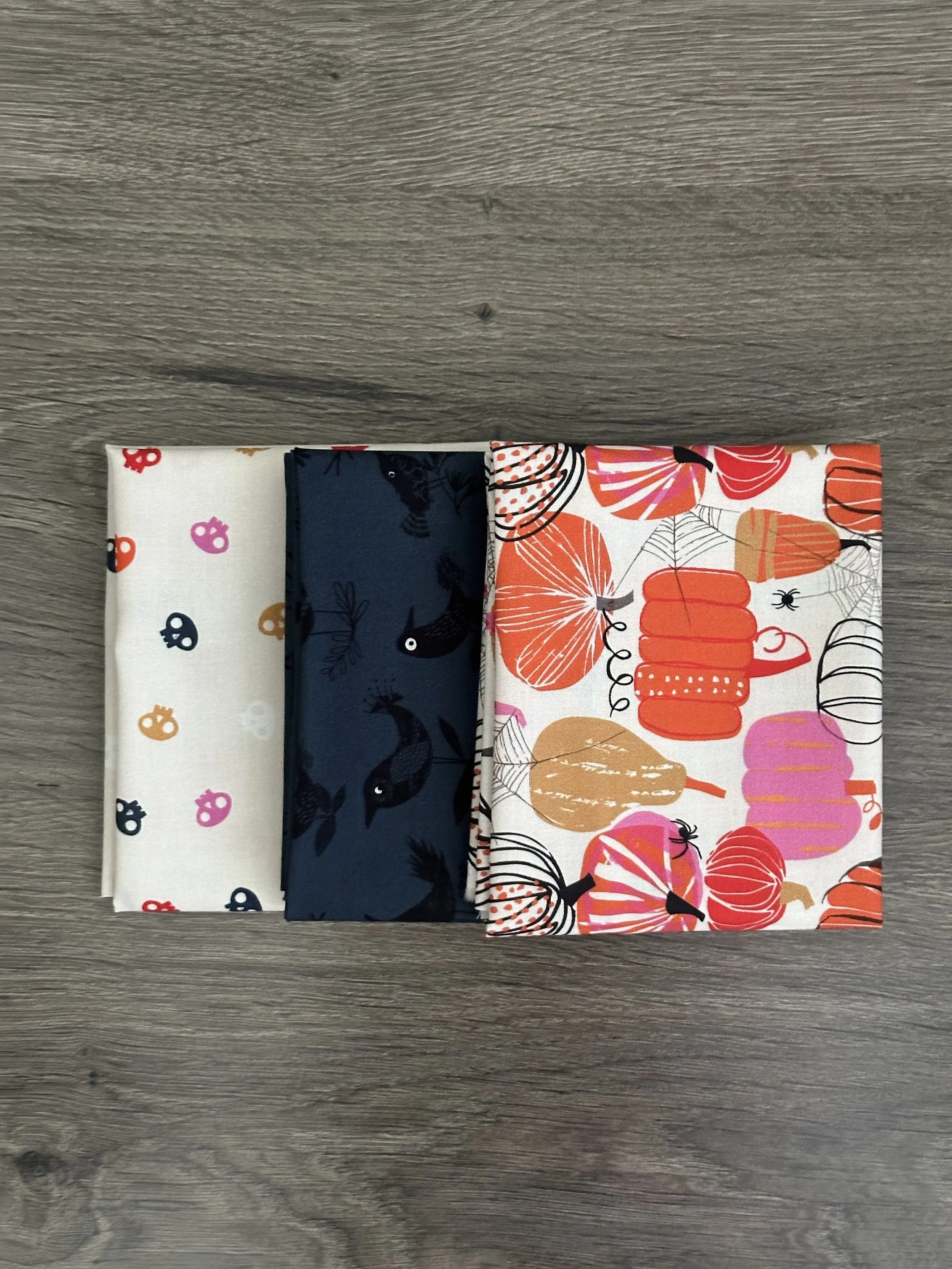 Full Moon Dashwood Studio Halloween Fat Quarter Bundle