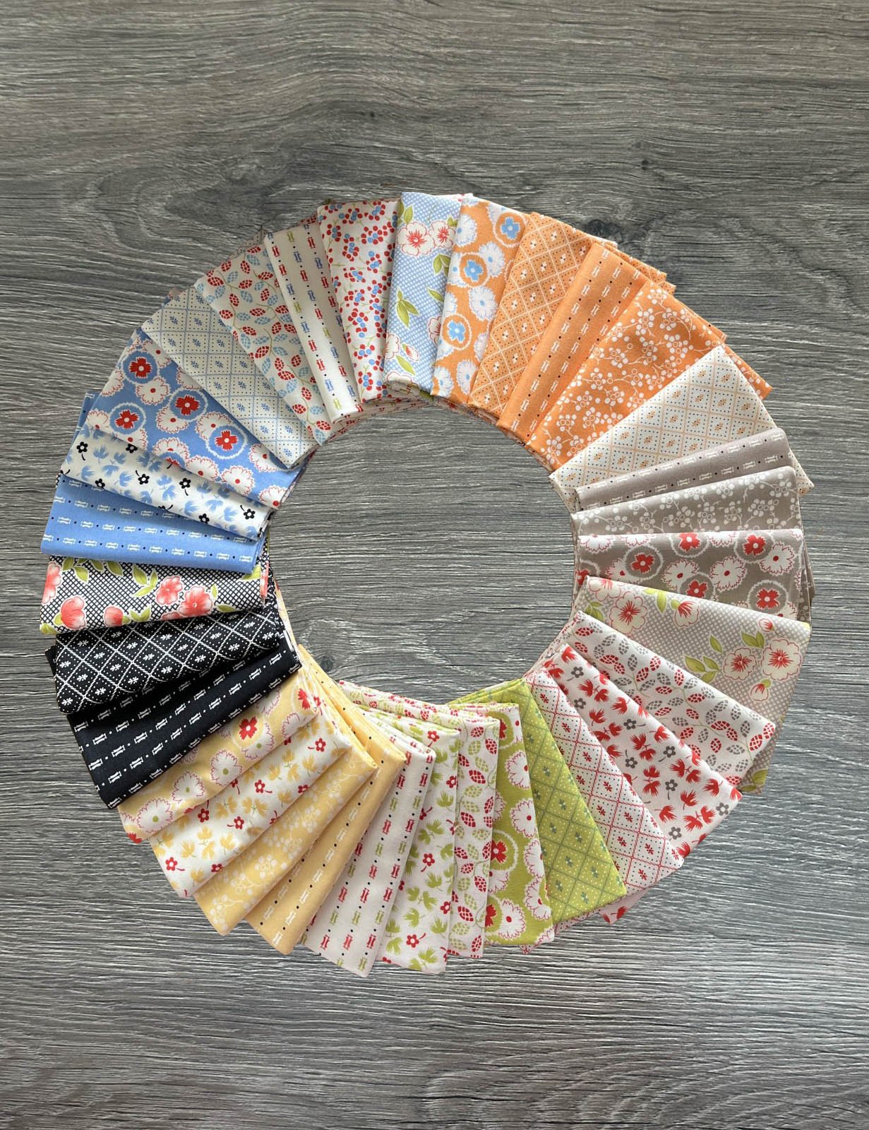 Figs and Shirtings Fat Quarter Bundle by Moda 20390AB