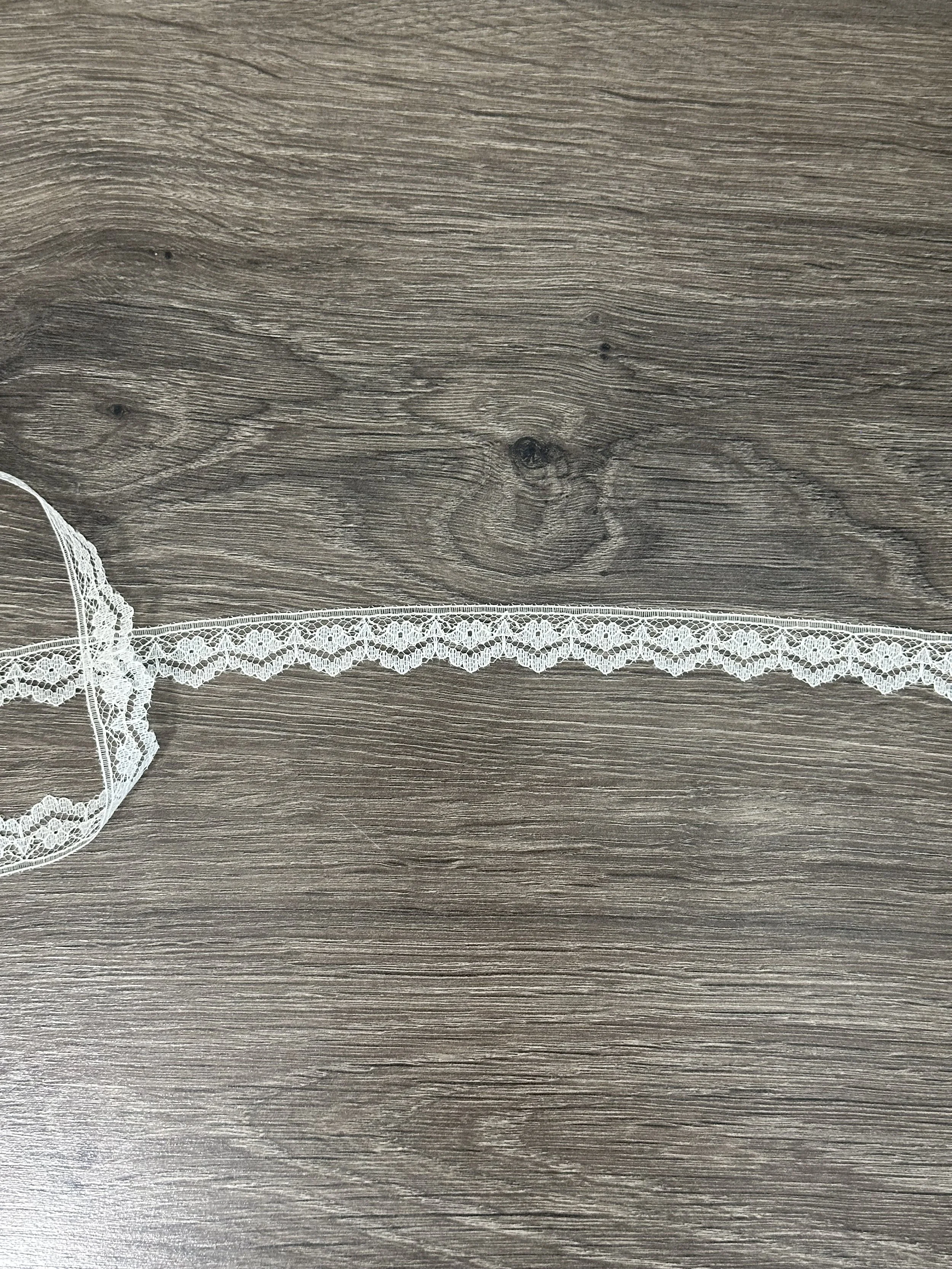 11/16" Rachael Trim Black or Ivory