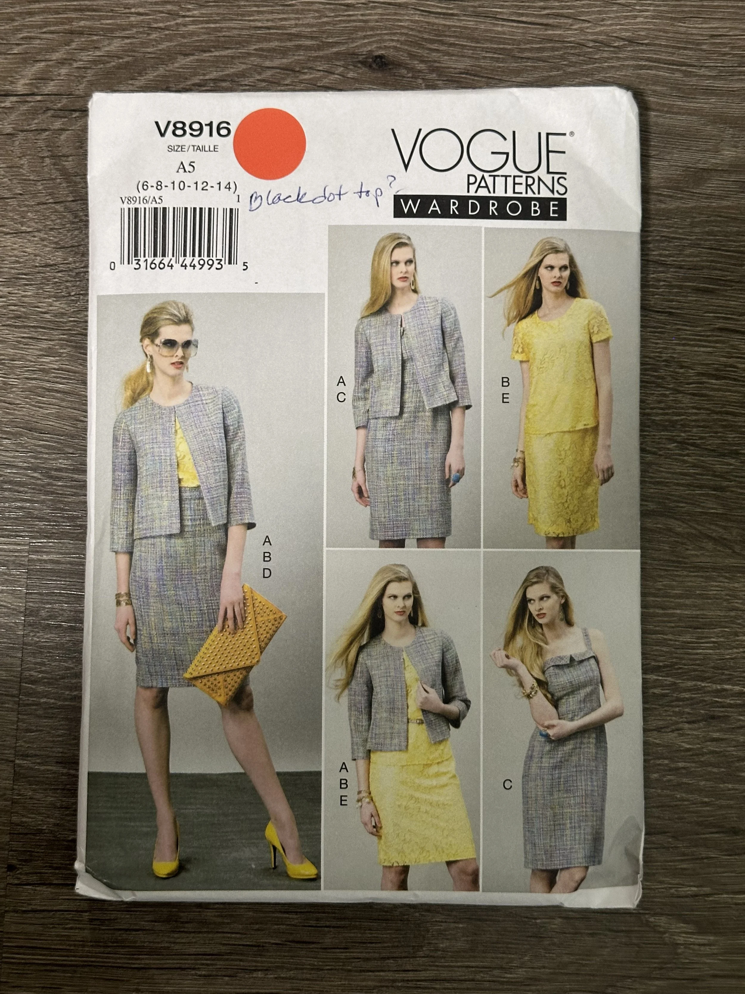 Vogue 8916 Womens Wardrobe sewing pattern