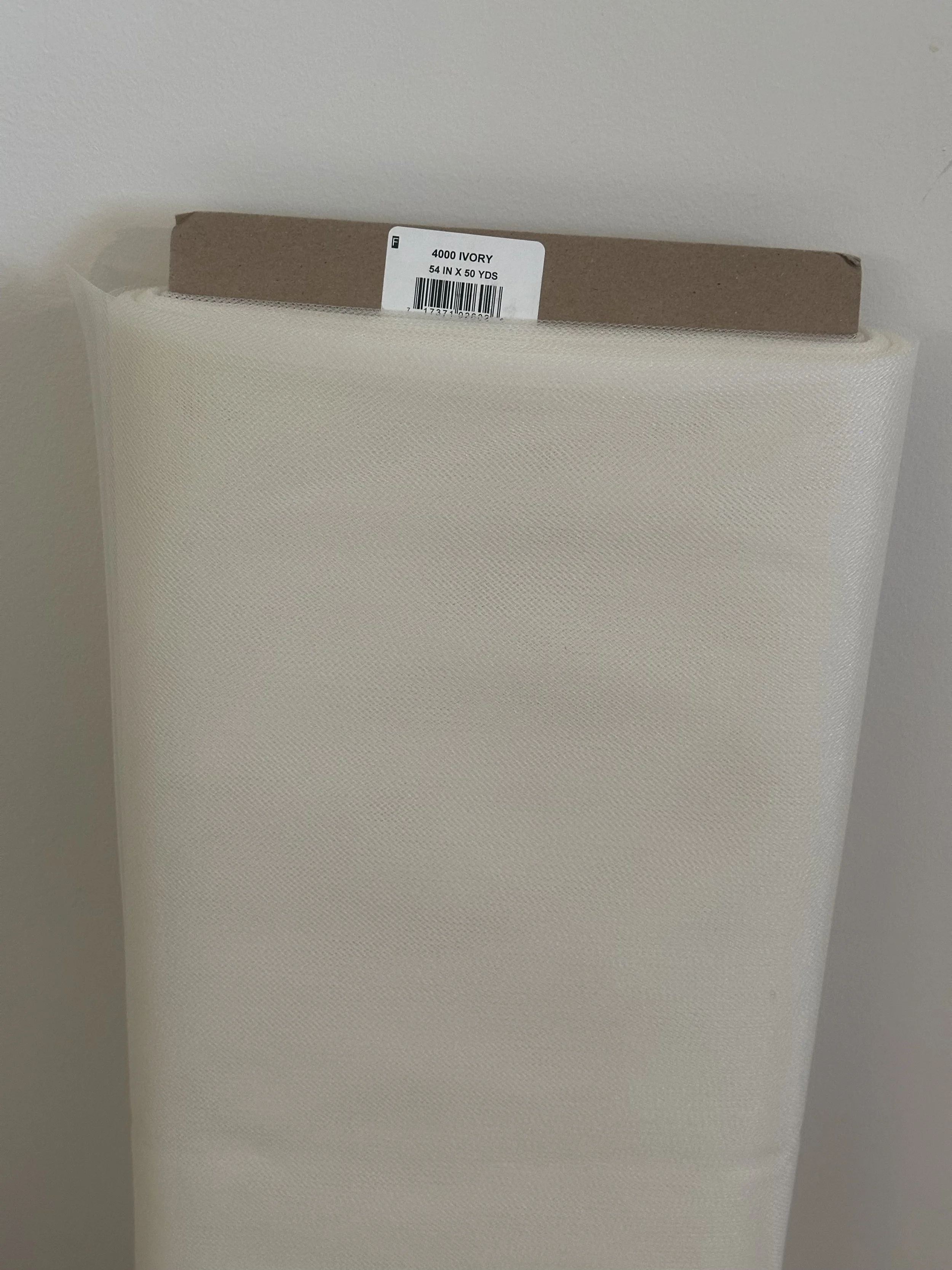 Diamond net ivory bolt.jpg