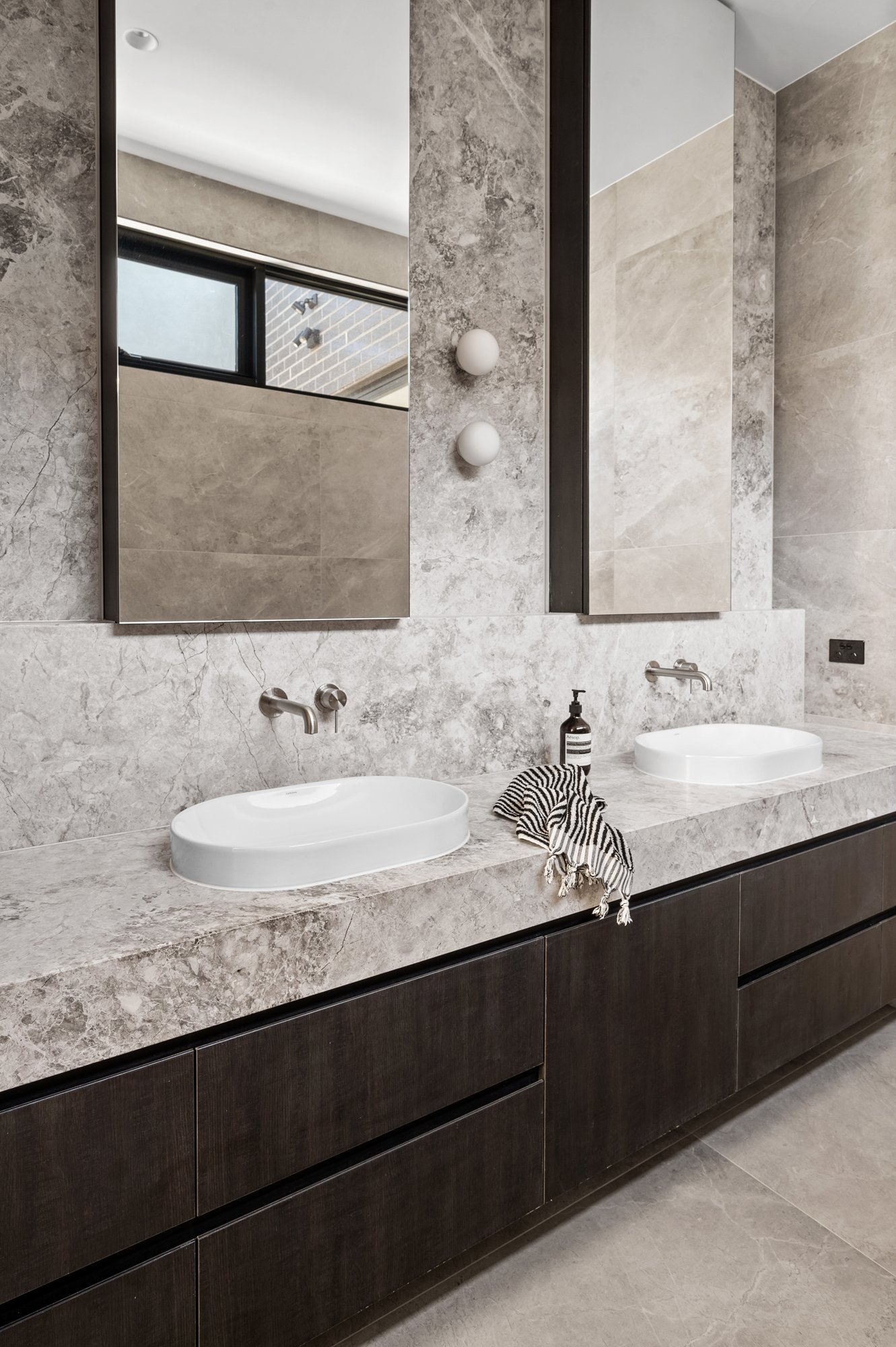 38_7 Wellman St (O).jpg