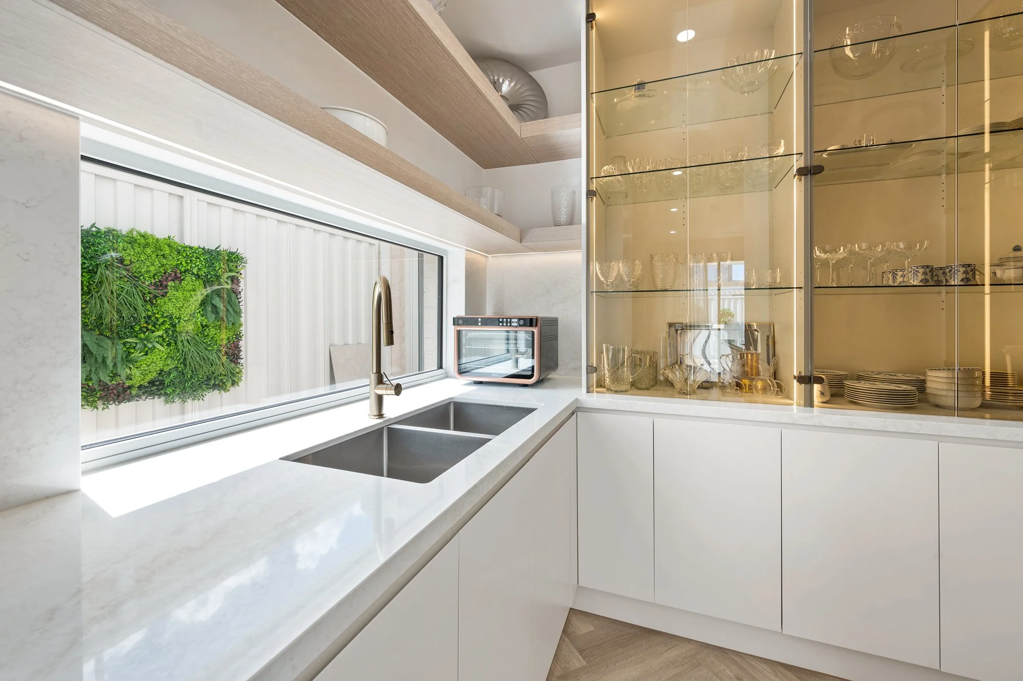 25_13 Sonia Cres (O).jpg