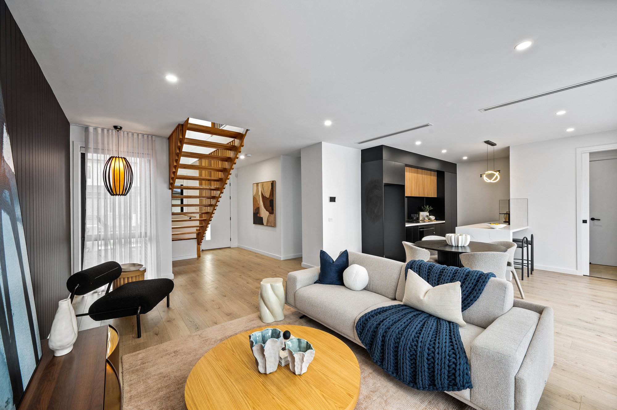 08_48E Fraser St (O) .jpg