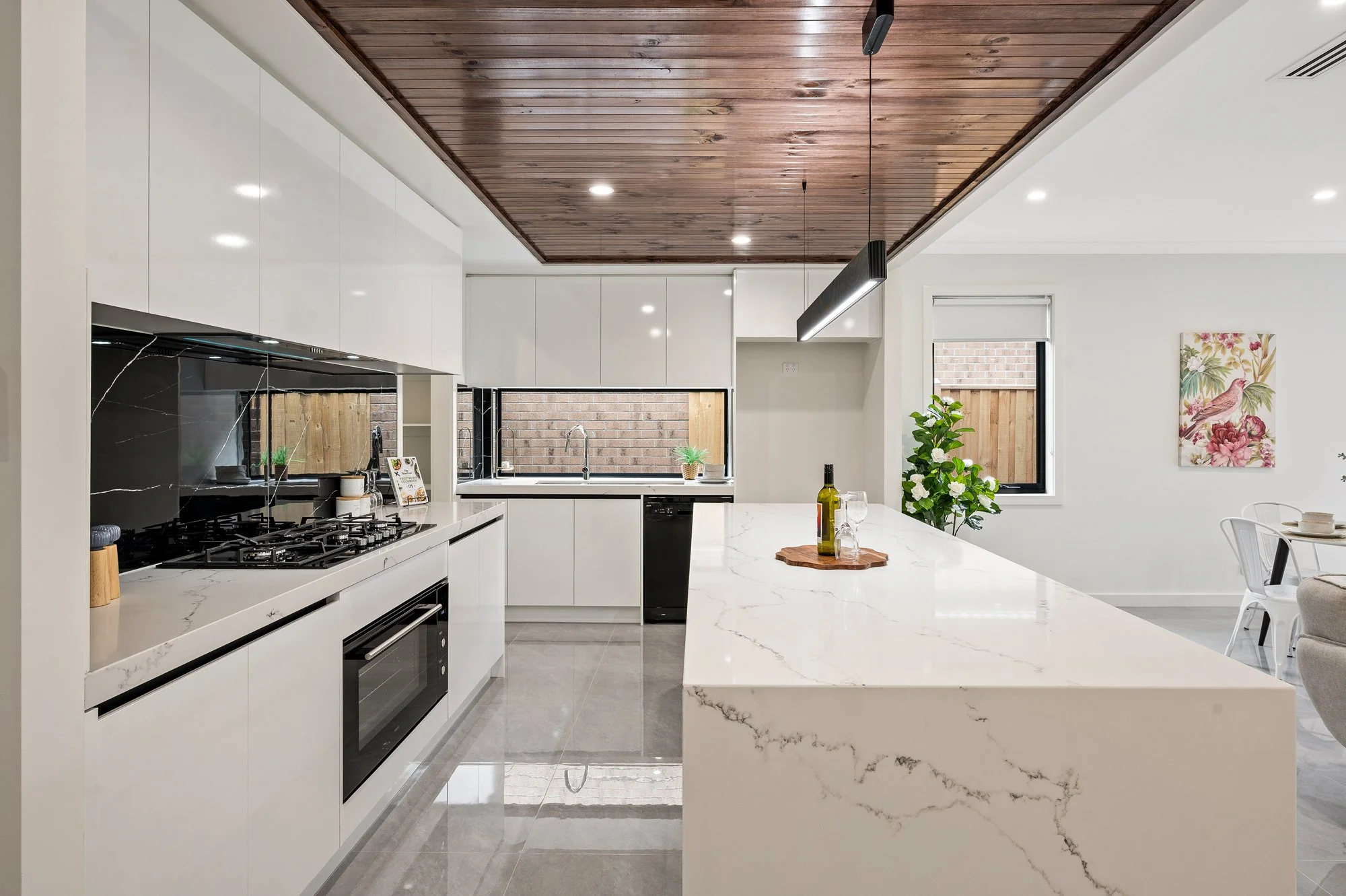 10_4 Archdale St (O)  (1).jpg