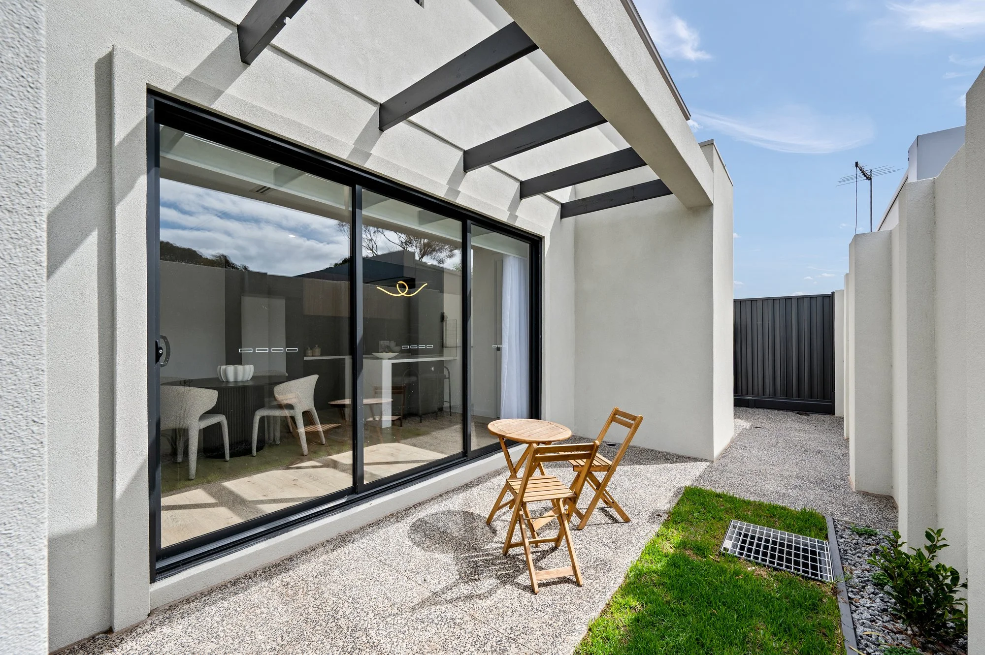 17_48E Fraser St (O) .jpg