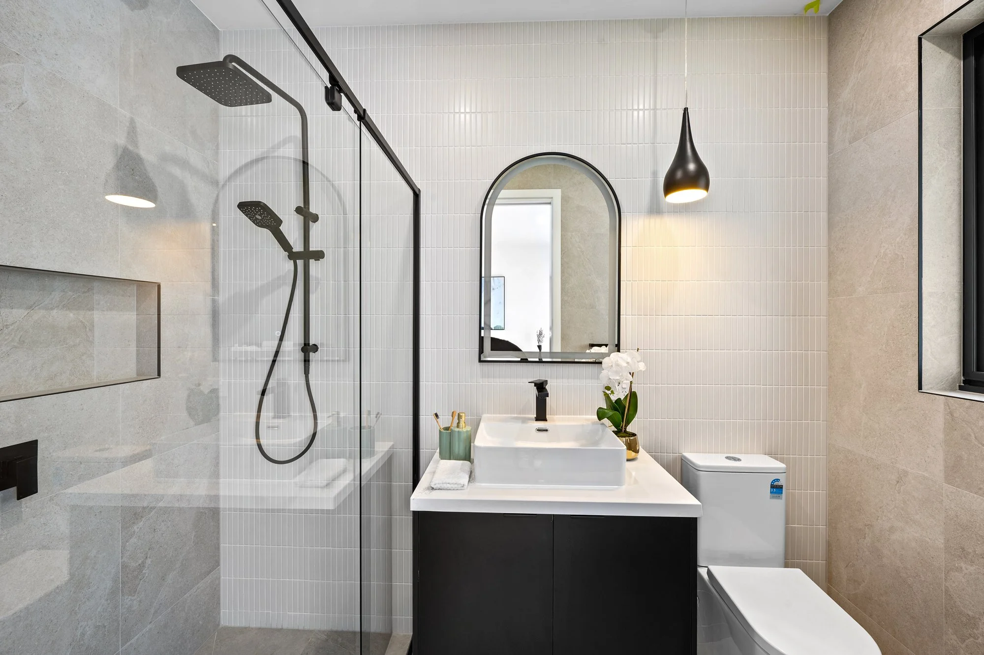 15_48E Fraser St (O) .jpg