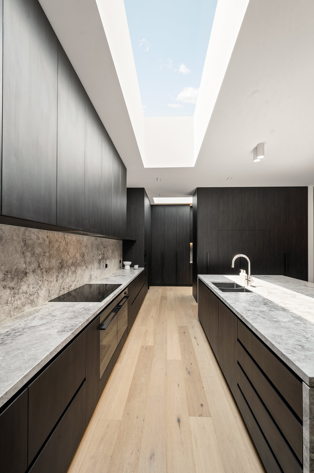 24_7 Wellman St (O).jpg