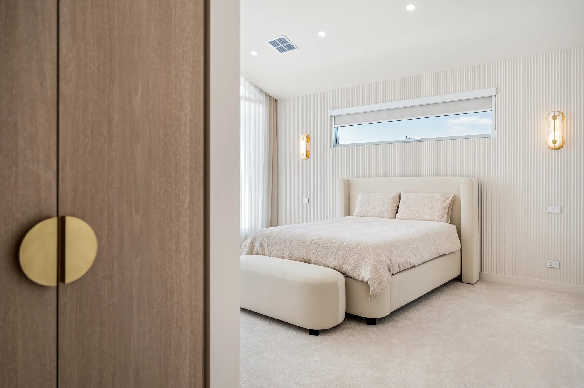 32_13 Sonia Cres (O).jpg