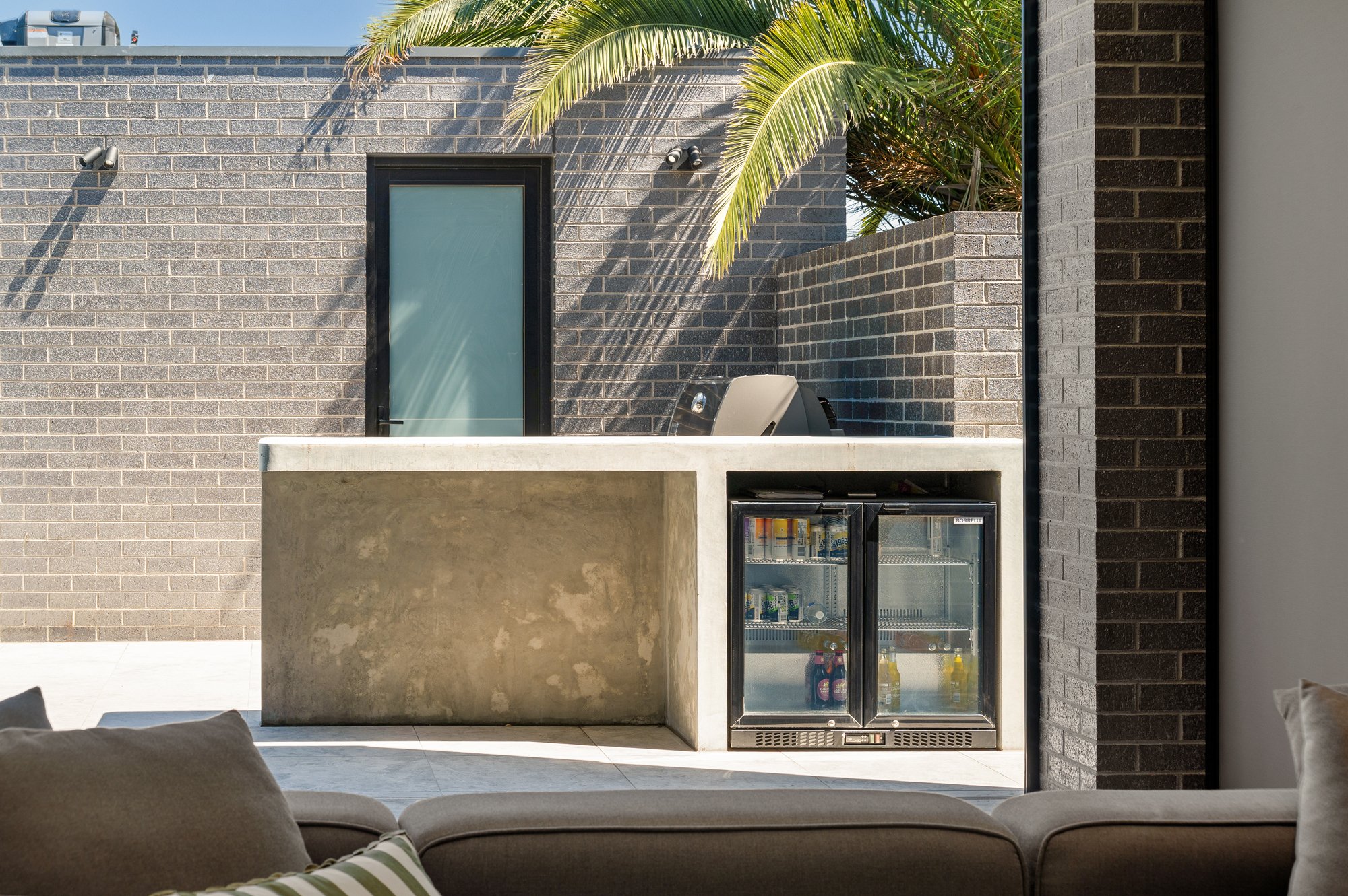 12_7 Wellman St (O).jpg