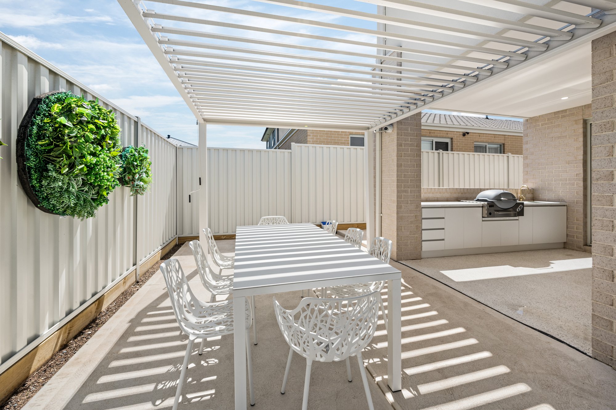 23_13 Sonia Cres (O).jpg