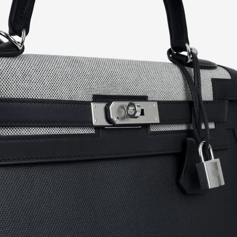 BO4979-HERMES-KELLY32TOILE-NOIRBERLINETOILE_SWIFTPHW-_13_999_4997.jpg