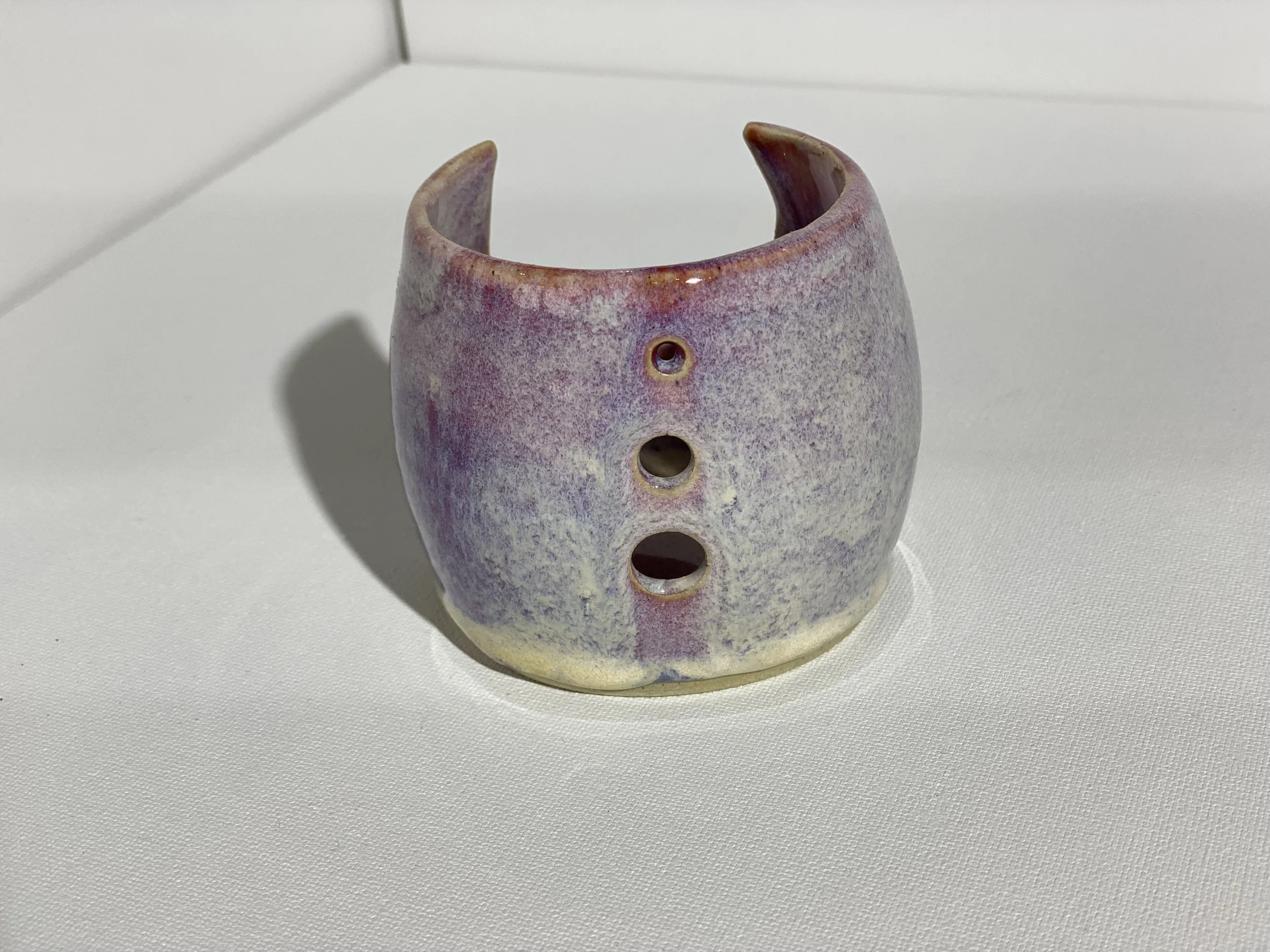 Pink Red Translucent Herb Puller