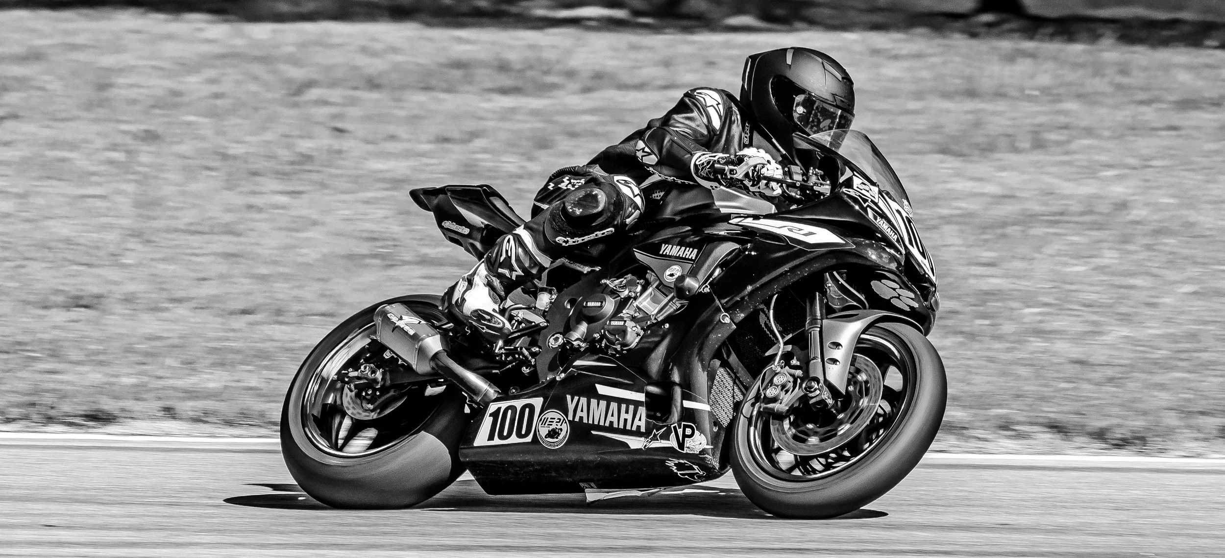 DSC_5725_Edit_2BW_Jpeg.jpg