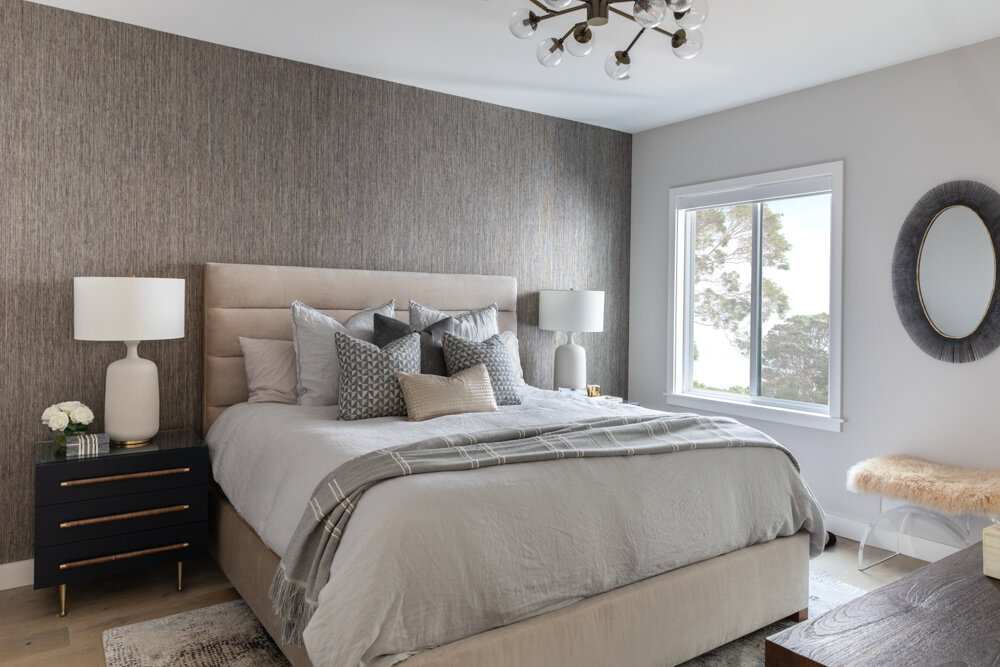 ElenaCalabrese_26thAve_lores_edit-2 copy.jpg