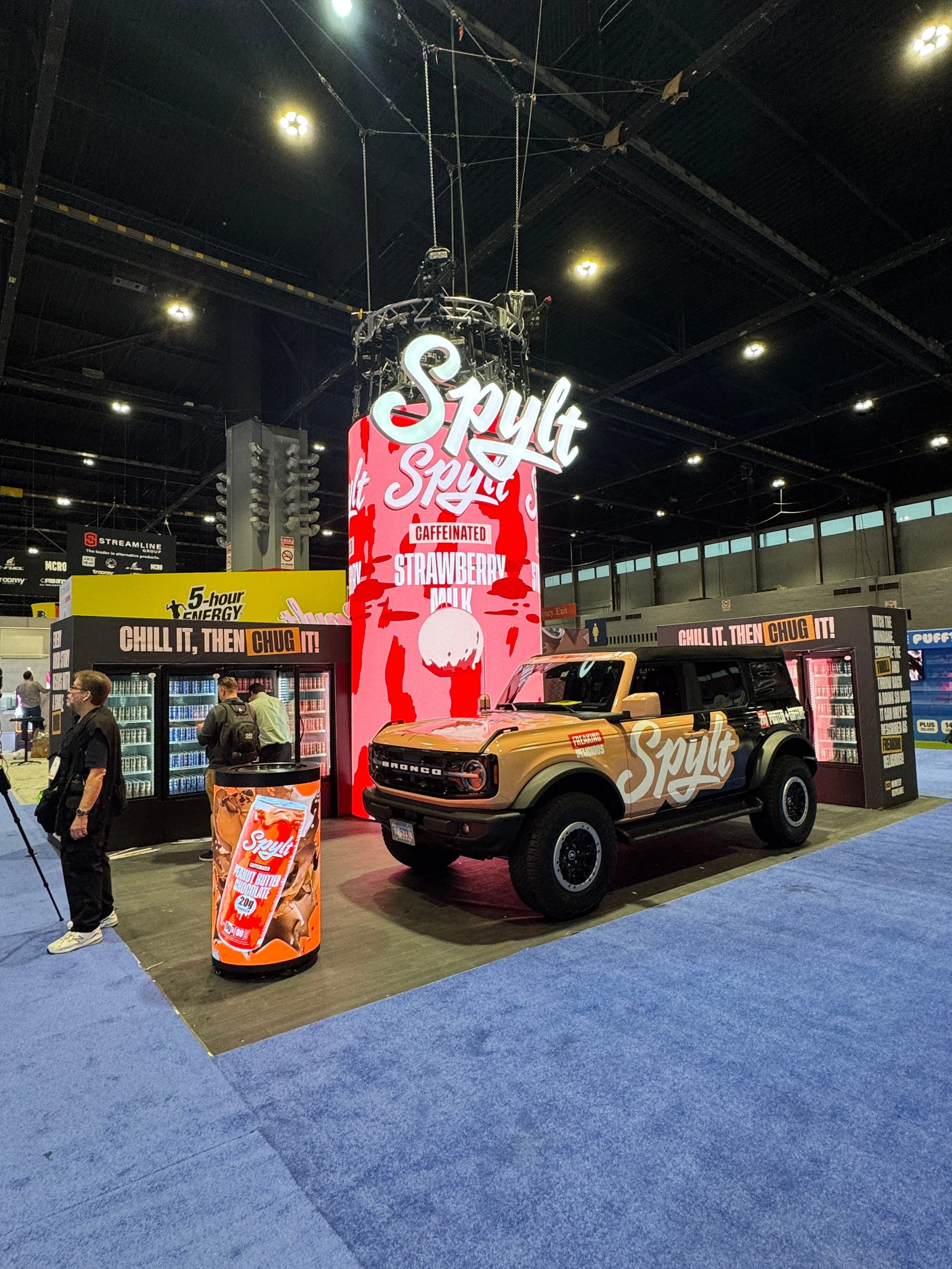 visual and lighting trade show set up