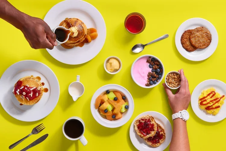 Young+Couple+Healthy+Breakfast.webp