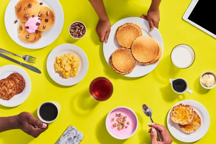 Family+Healthy+Breakfast.webp