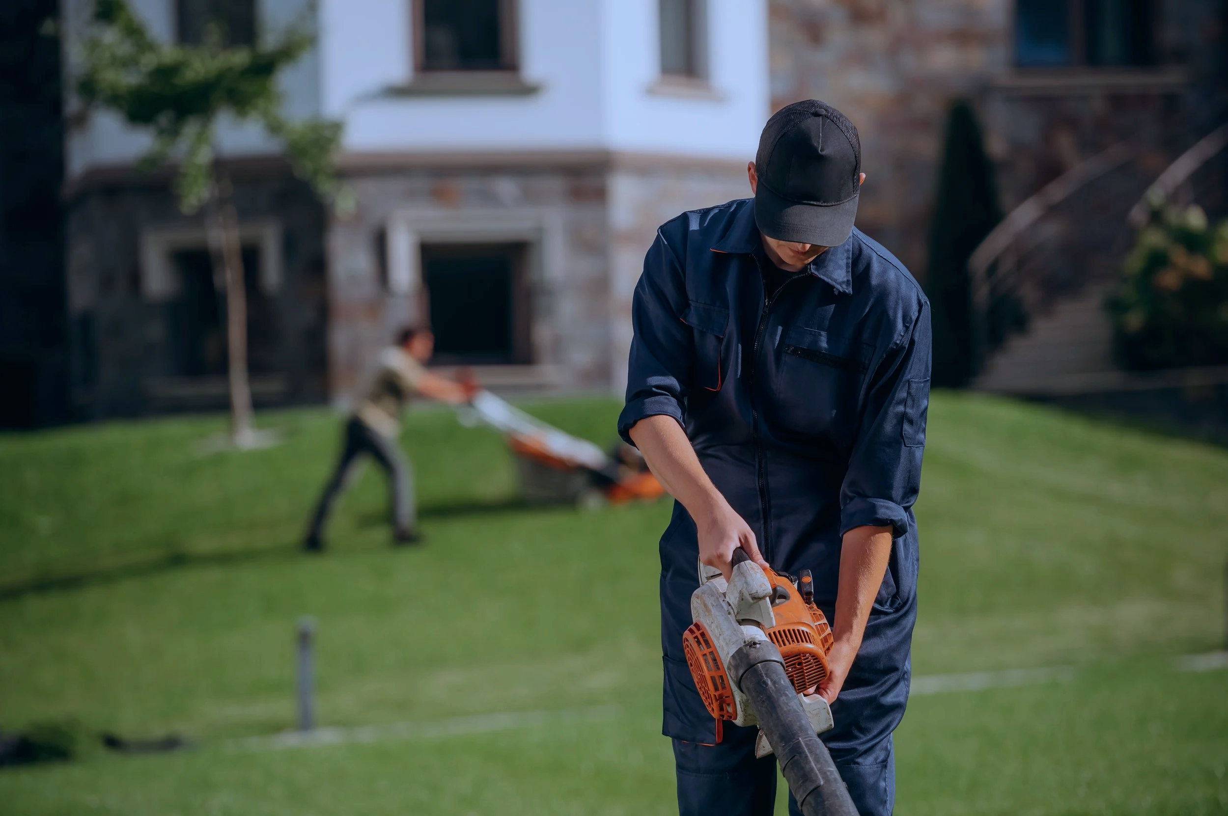 Commercial Cleaning, Pressure Washing & Grounds Maintenance in Bathurst NSW | CAD Cleaning & Maintenance