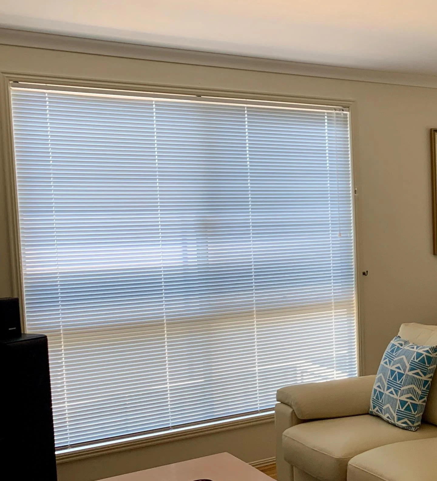 ✨ Just installed in Port Macquarie! ✨
These sleek 25mm Aluminium Venetian Blinds are now adding style, privacy, and light control to a beautiful local home &ndash; and the best part? They&rsquo;re Australian made 🇦🇺
Perfect for modern living &ndash