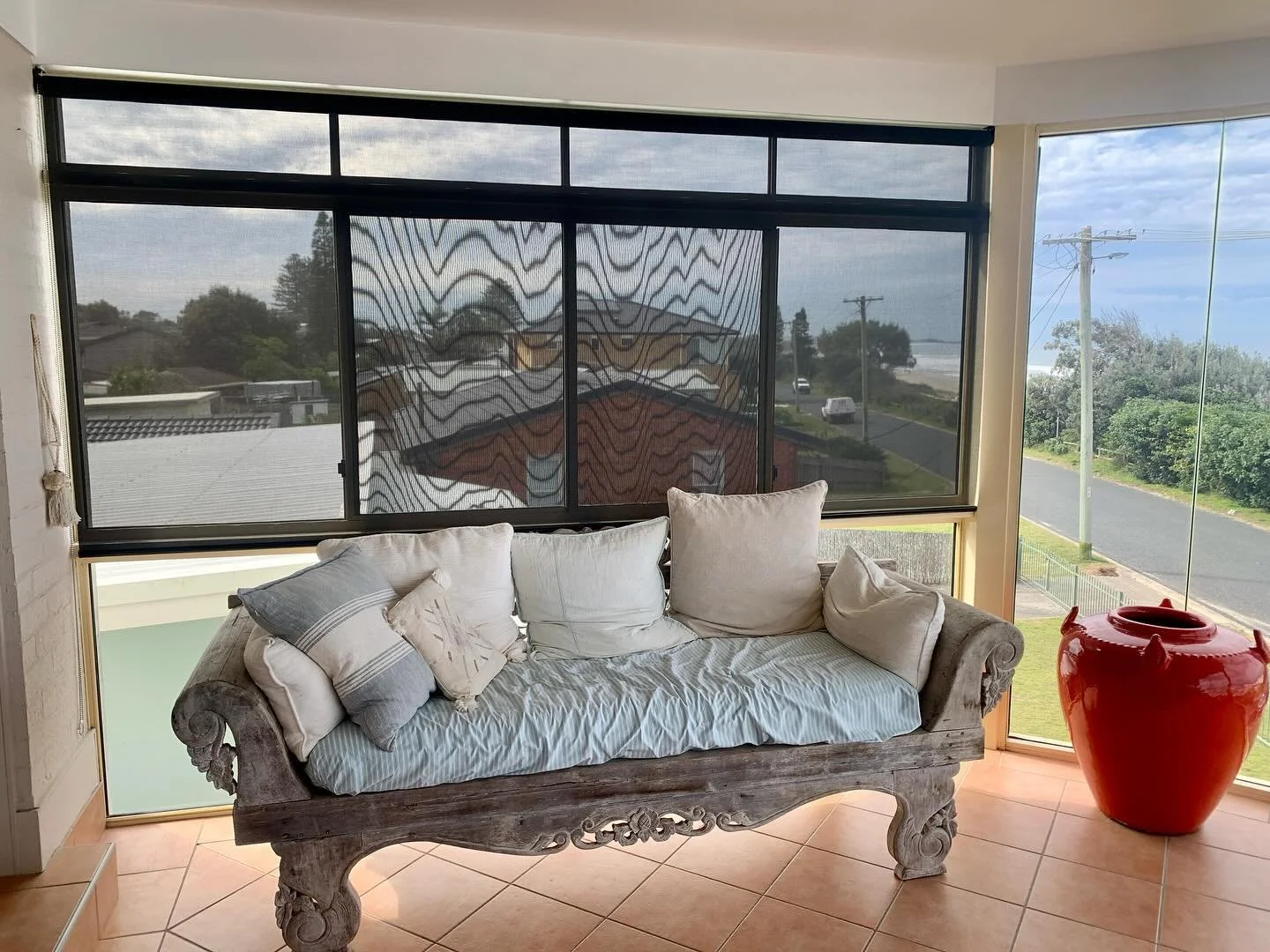 We have just completed installing these new screen roll blinds at rainbow beach, lake cathie 
These screen blinds are designed to provide natural light whilst still maintaining your view
If you are interest in upgrading your space call us for a free 