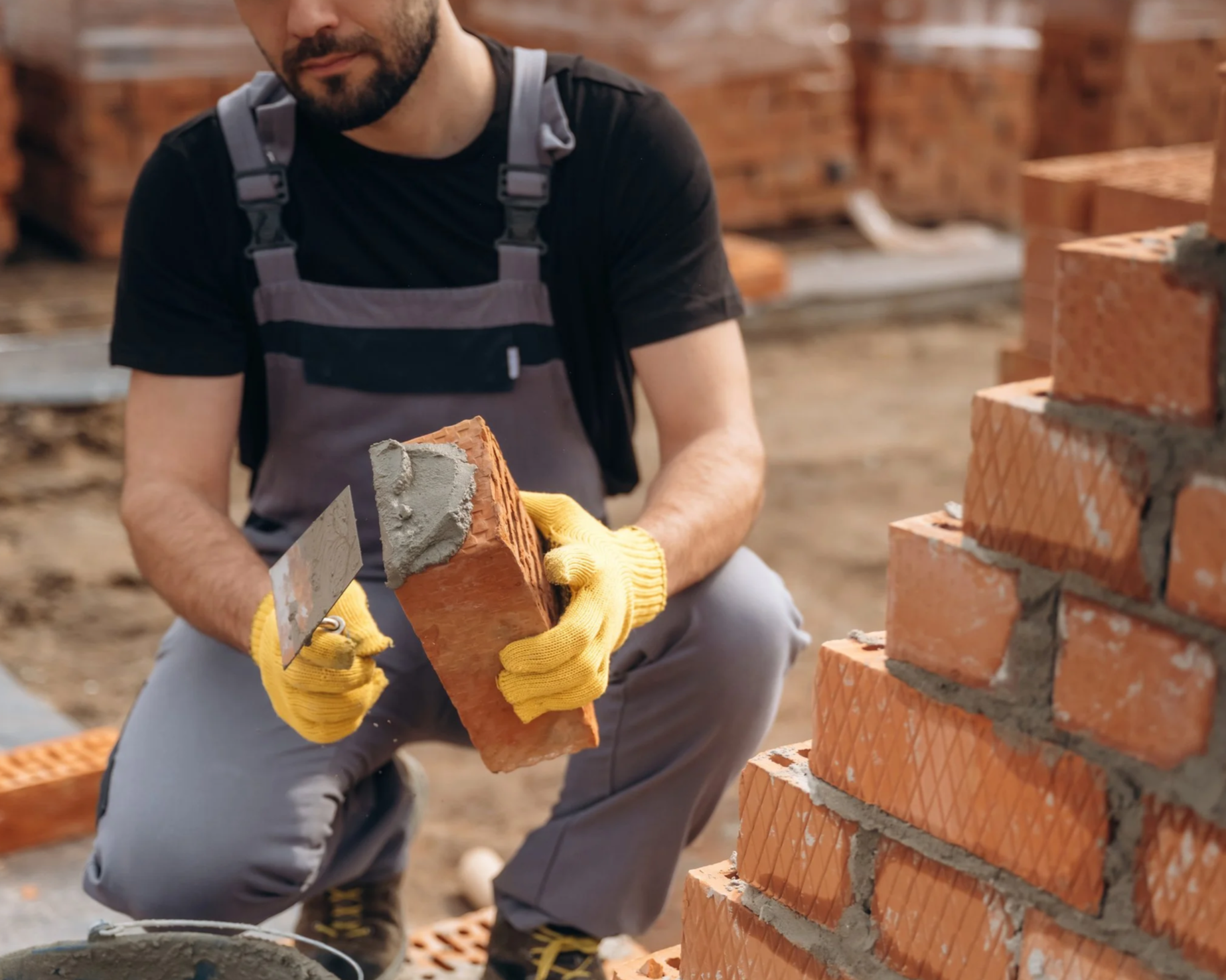 Strengthening pathways for young people into construction careers