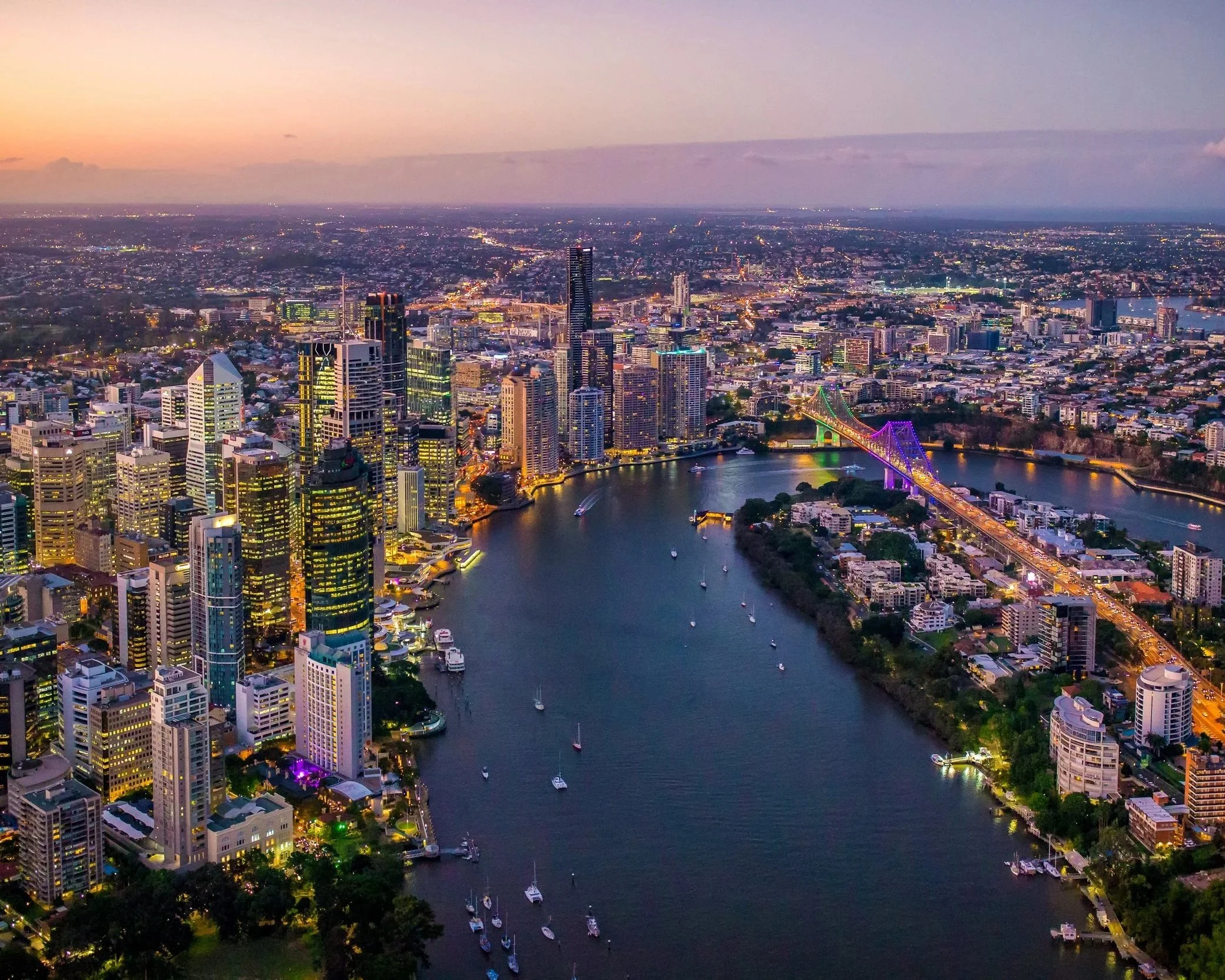 Volunteers and residents get ready for the green and gold