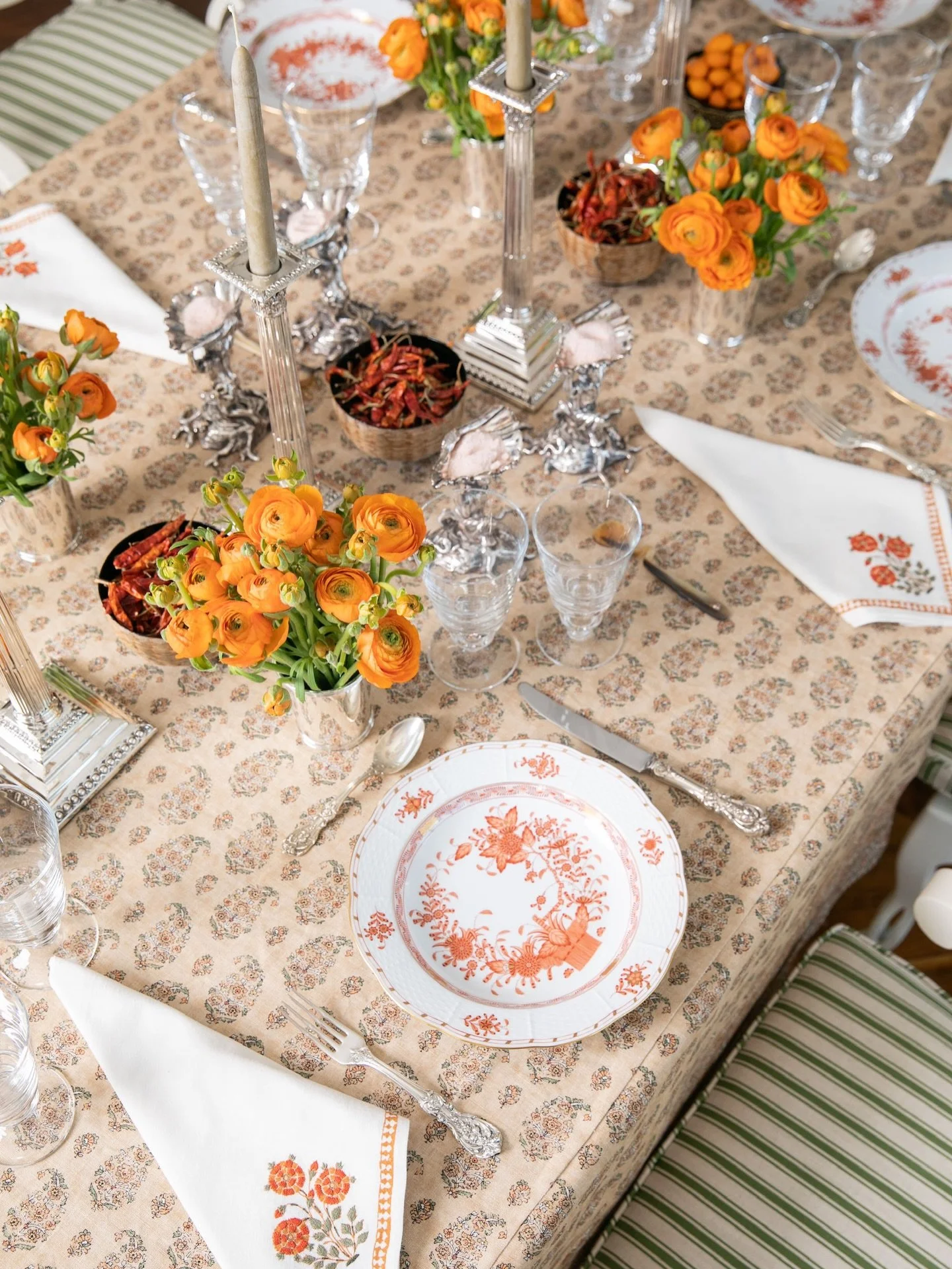 One of my favorite memories of working on #al💗vingtable was this shoot with @johncainphotography at @lisafinetextiles Dallas home.  Every detail of the table was thoughtful and collected and she is so warm and inviting. Can&rsquo;t wait to share mor