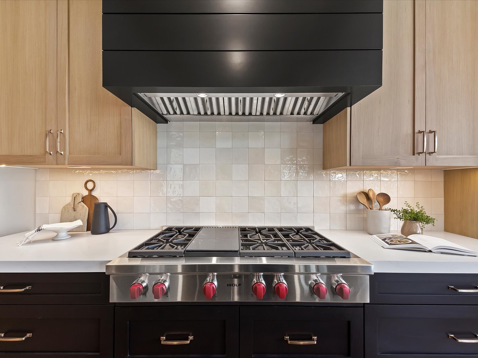 Eagle Luxury Homes 00022.jpg