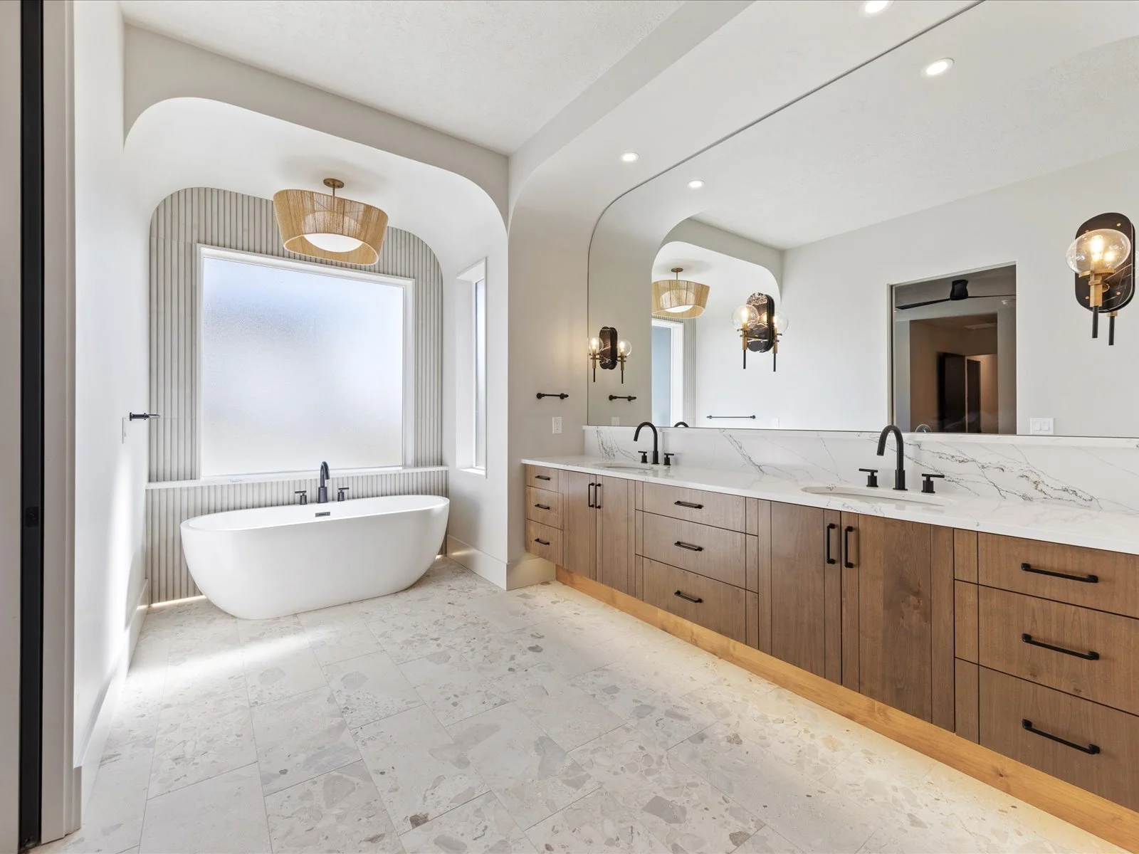 043-6225 Strant043.jpg