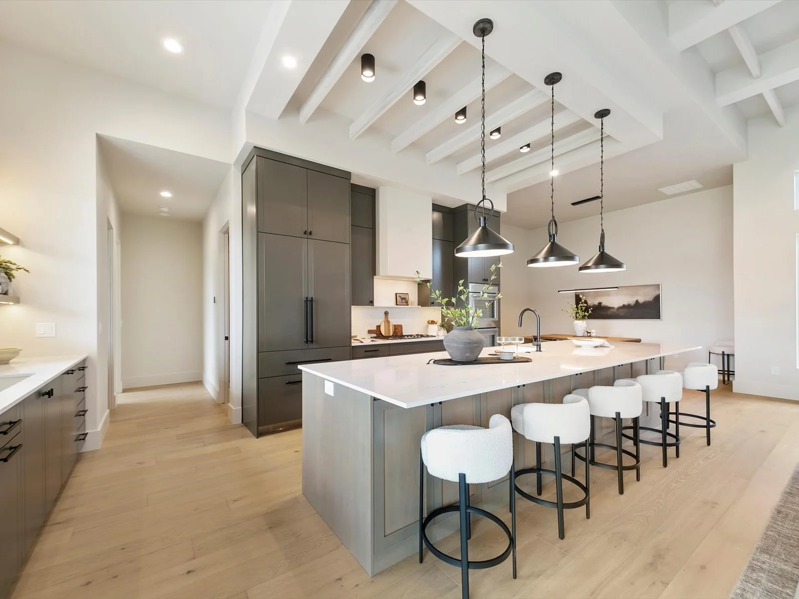 10-6241 Strant008.jpg