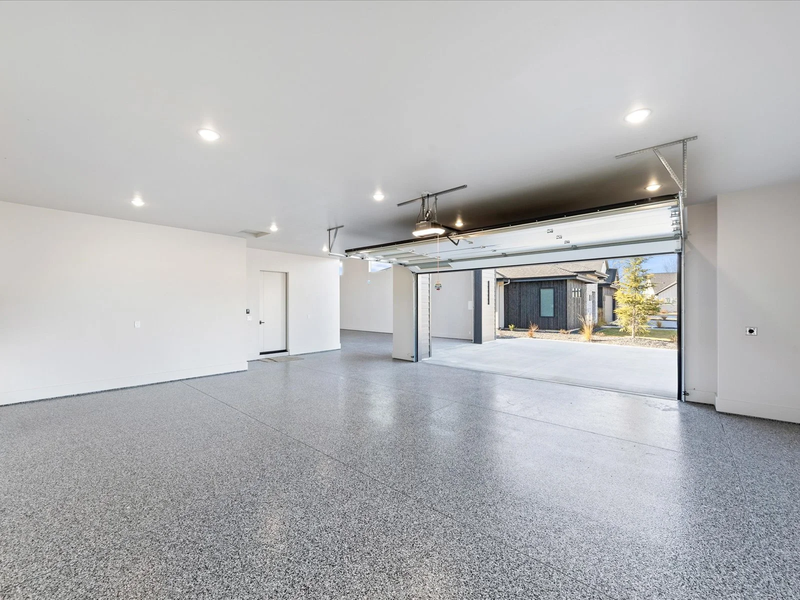 068-6225 Strant068.jpg