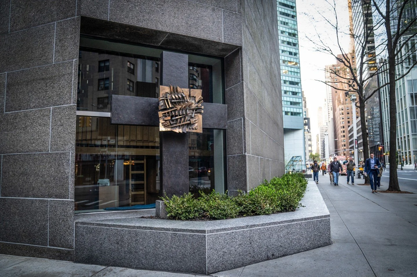 Repost: @nevelson_chapel⁠
⁠
This Saturday!!⁠
⁠
Open House NY and Docomomo Tour Day is happening!⁠
⁠
Step inside one of Midtown&rsquo;s icons during Open House New York Weekend 2025!⁠
⁠
For nearly 50 years, Saint Peter&rsquo;s Church has stood as a bo