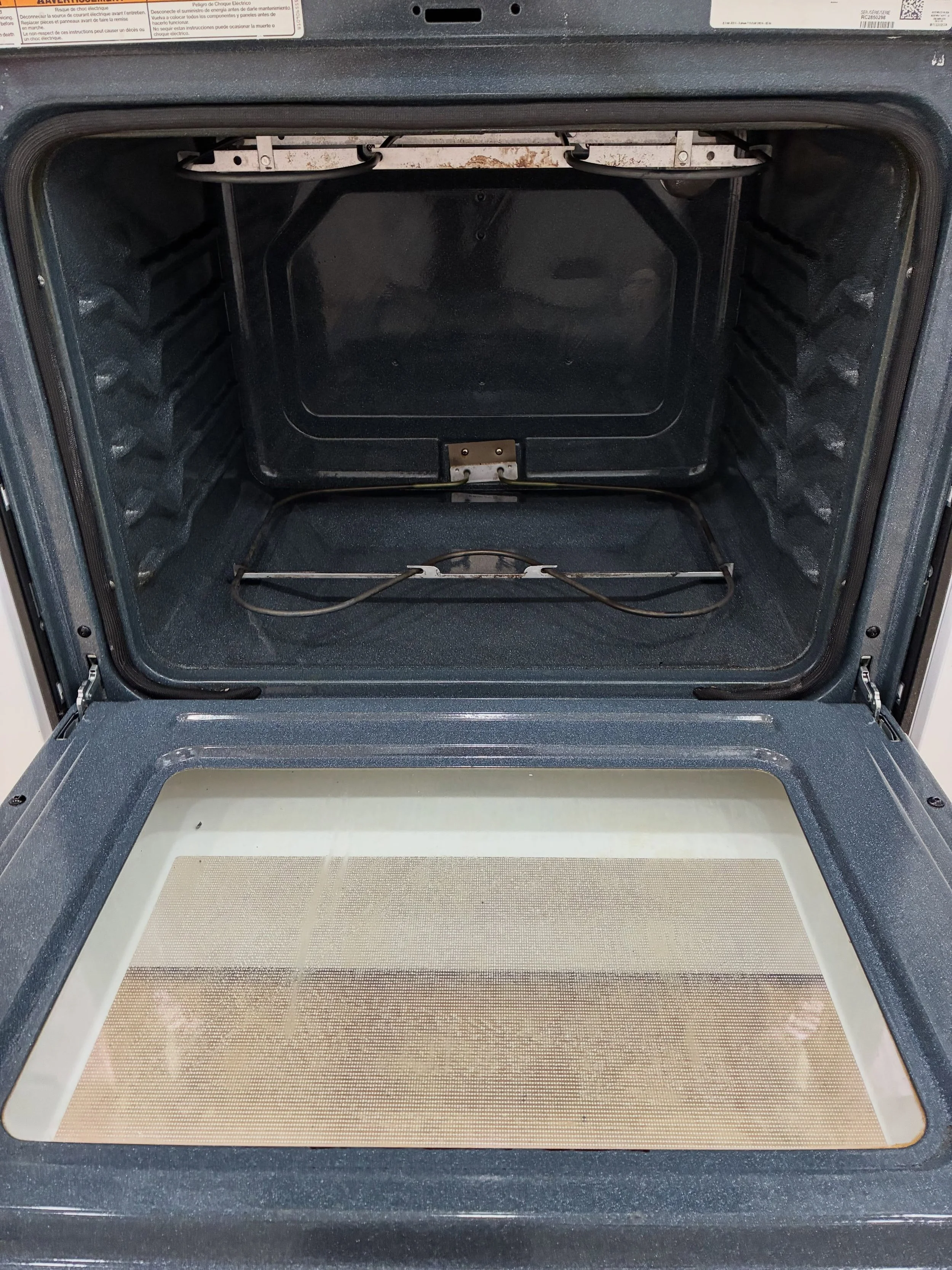 Was able to get this oven looking good as new yesterday 🎉