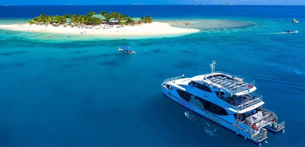 South-Sea-Island-Day-Cruise-in-Fiji.jpg