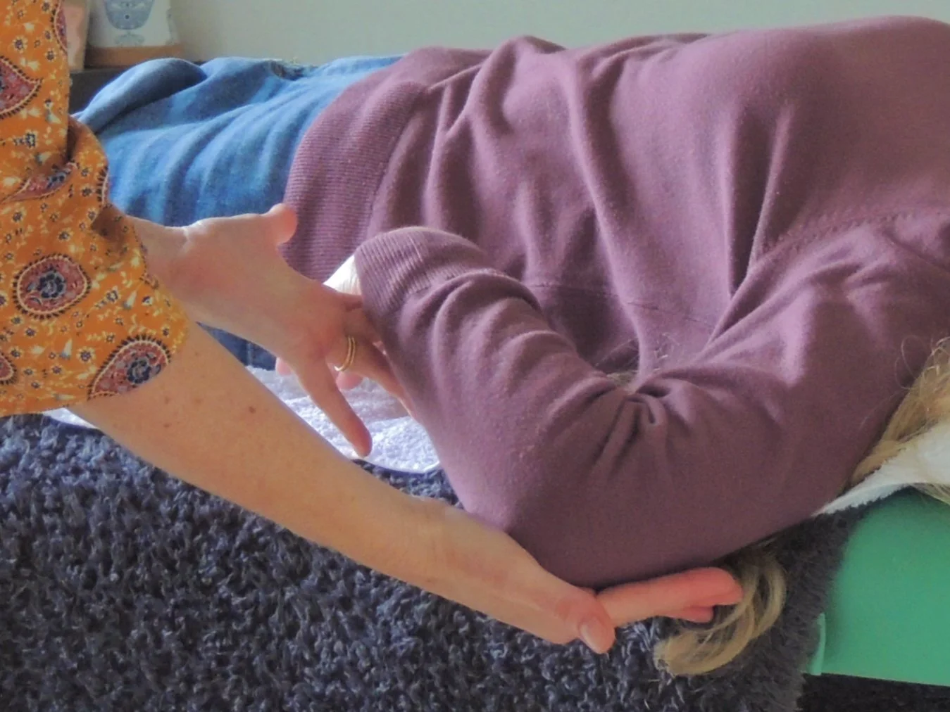 Close up of muscle monitoring during a kinesiology session