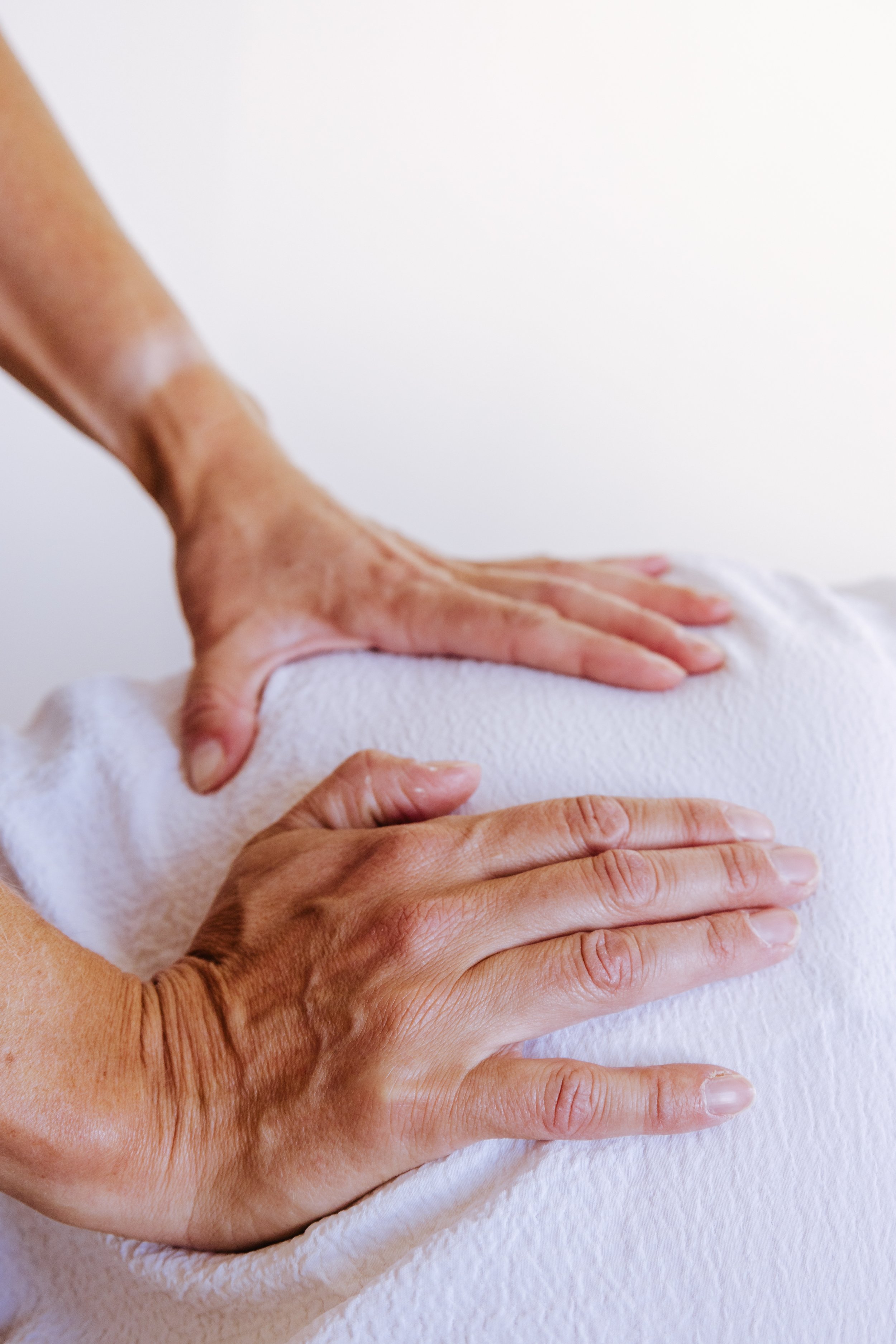 Osteopathy for adults, babies and growing families