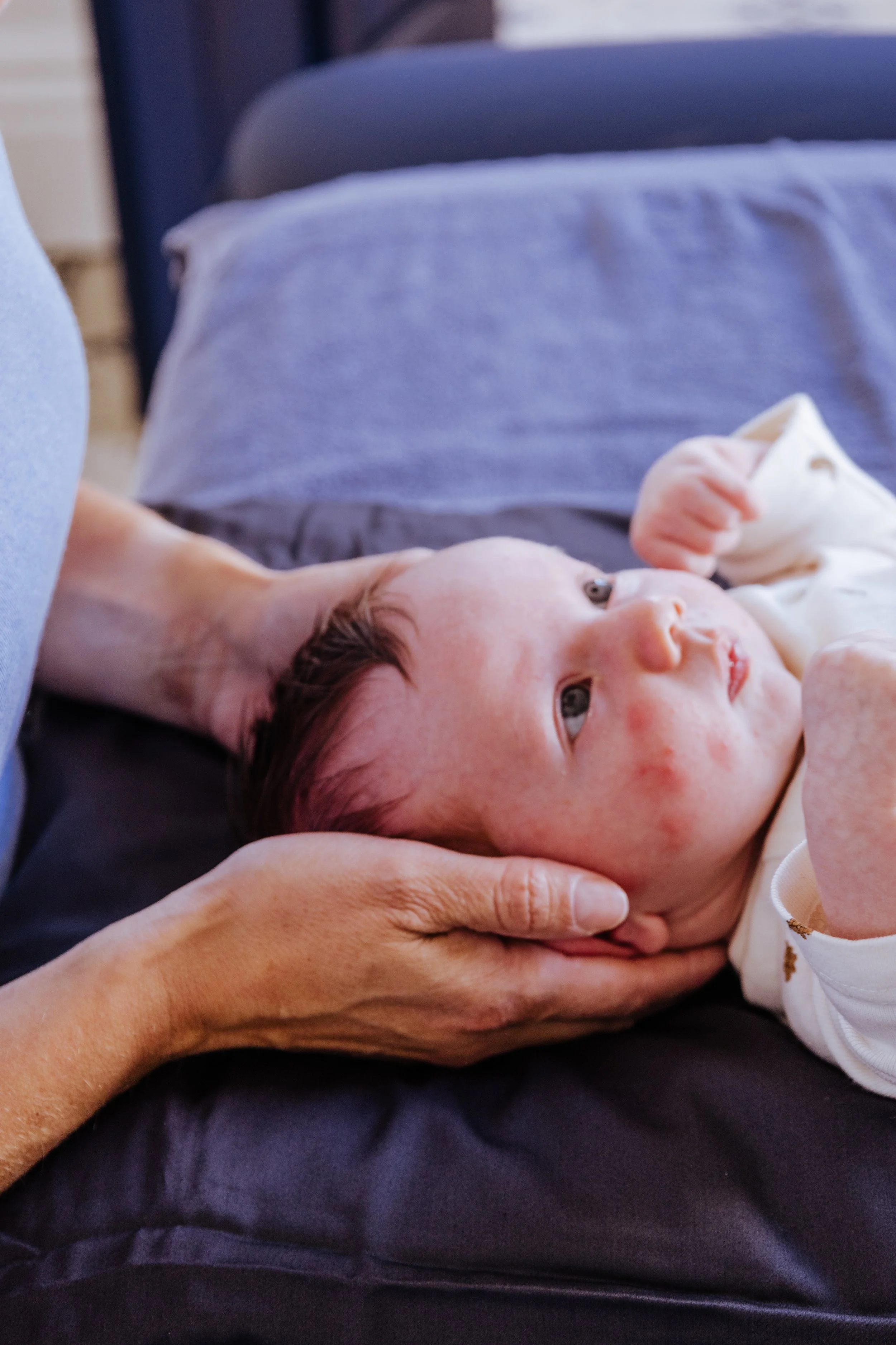 Paediatric Osteopathy, baby having osteopathy treatment