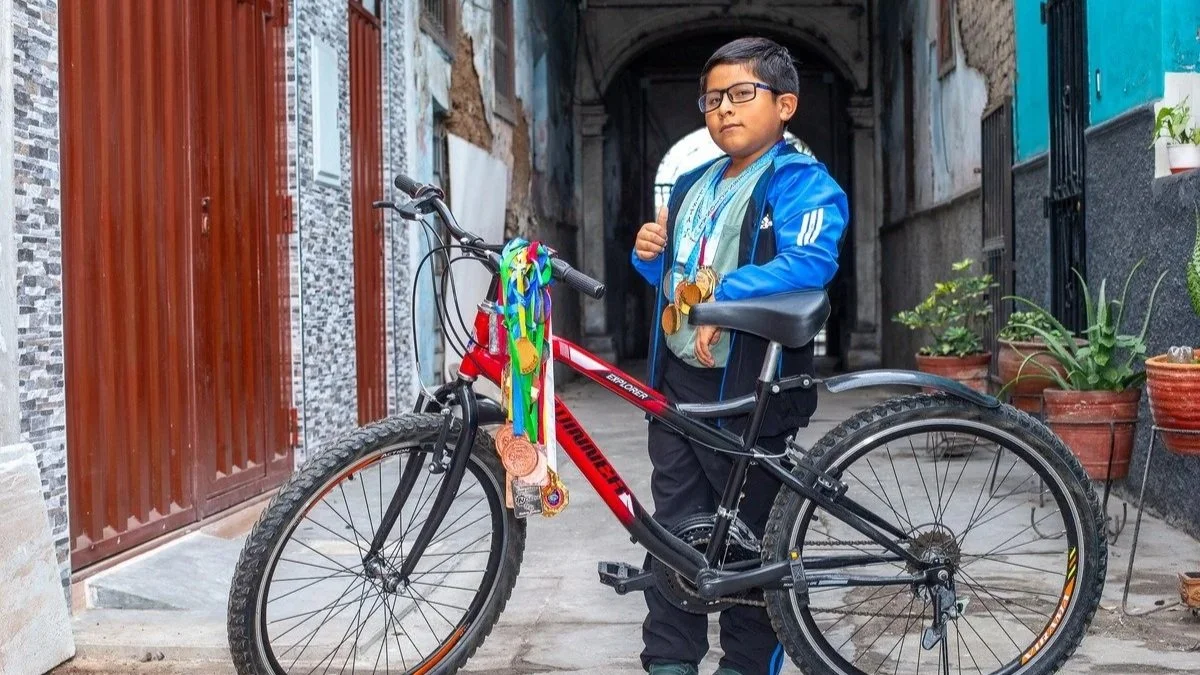 Niño peruano rifó su bicicleta para ir al mundial de matemáticas