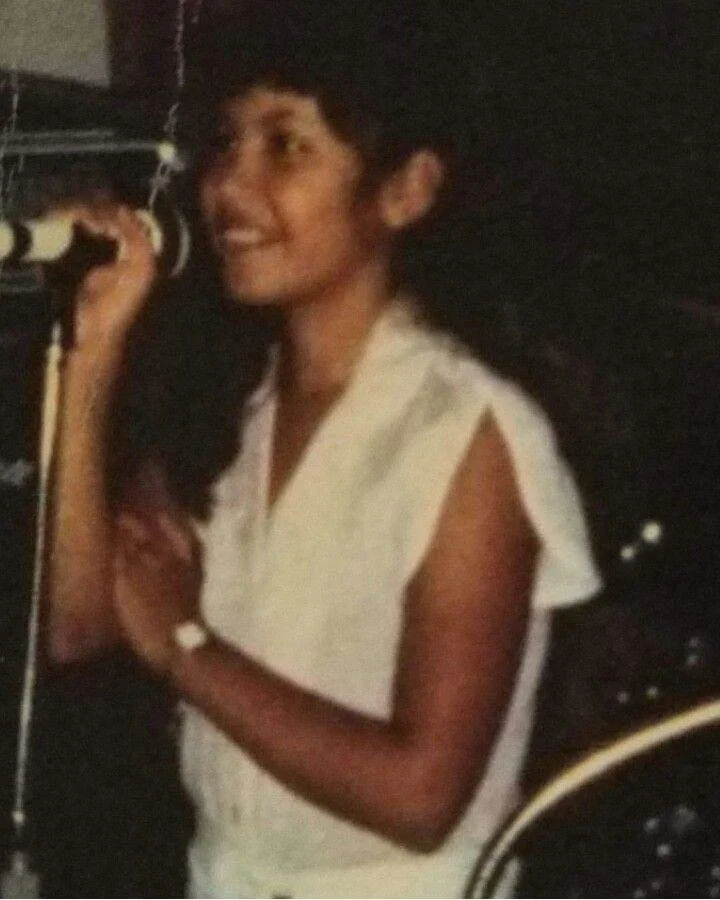 selena-when-she-was-a-baby-and-little-girl-v0-kuxmt4bjzdfd1.jpg