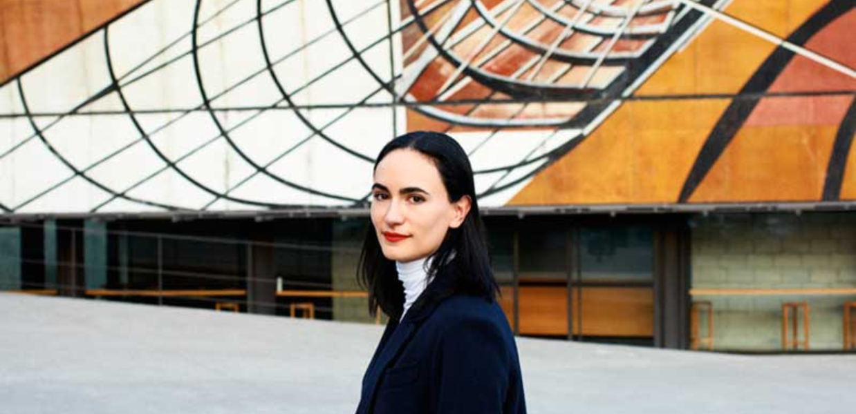 Frida Escobedo: La arquitecta mexicana que rediseña el corazón del MET de Nueva York