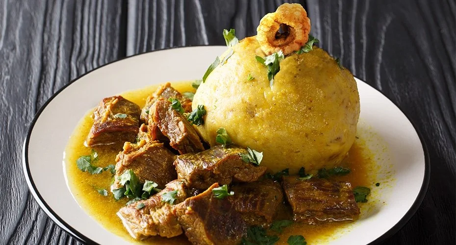 El mofongo: alquimia del plátano y resistencia del fufú
