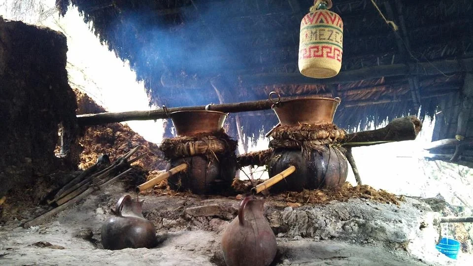 Destilando-en-olla.jpg