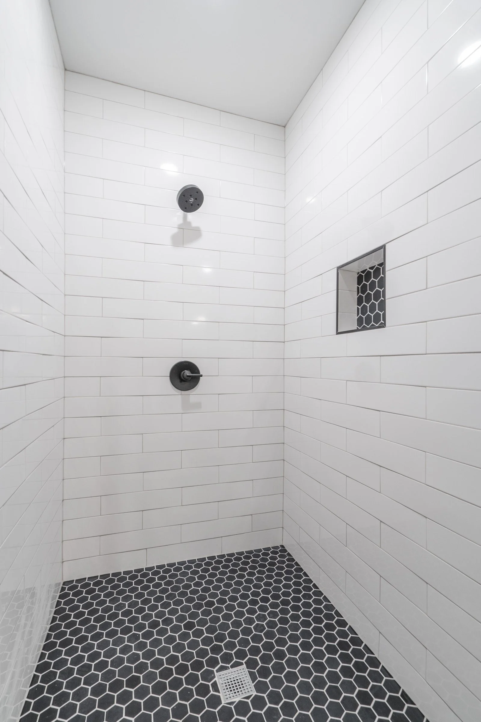 435 N 35th St_Unit 2.26.jpg