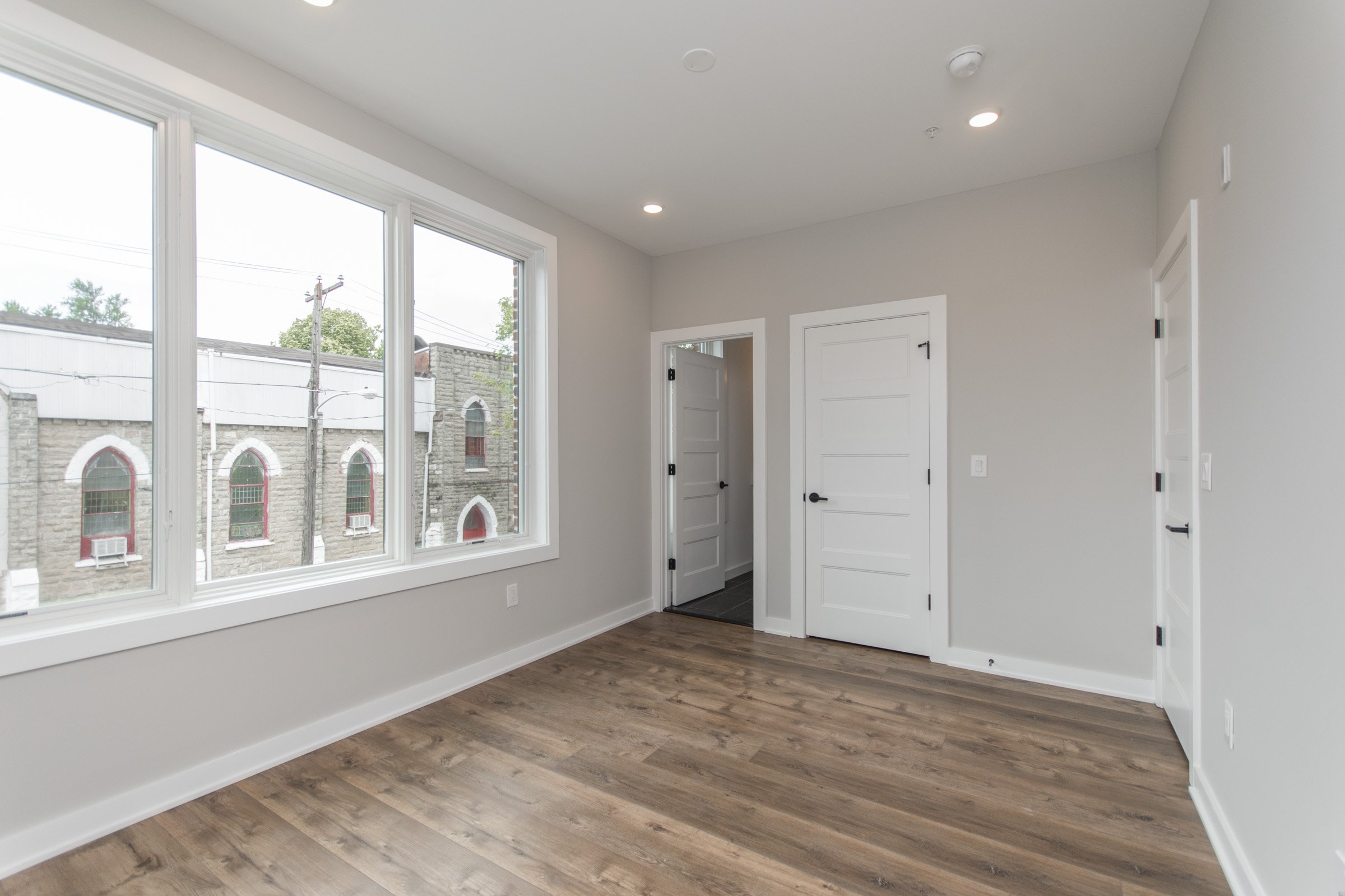 437 N 35th St_C8.jpg