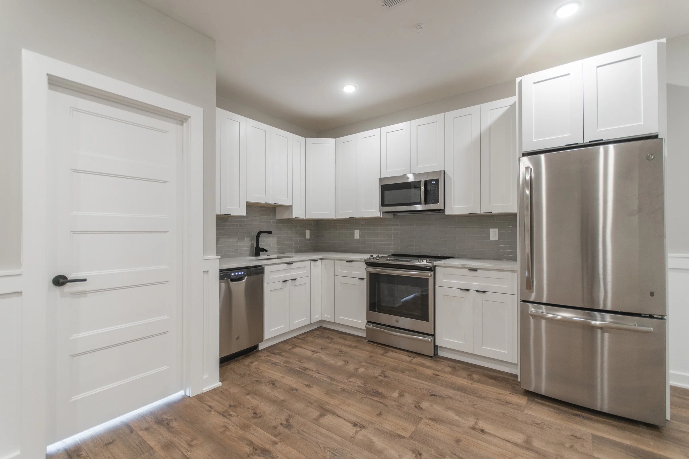 439 N 35th St_D8.jpg